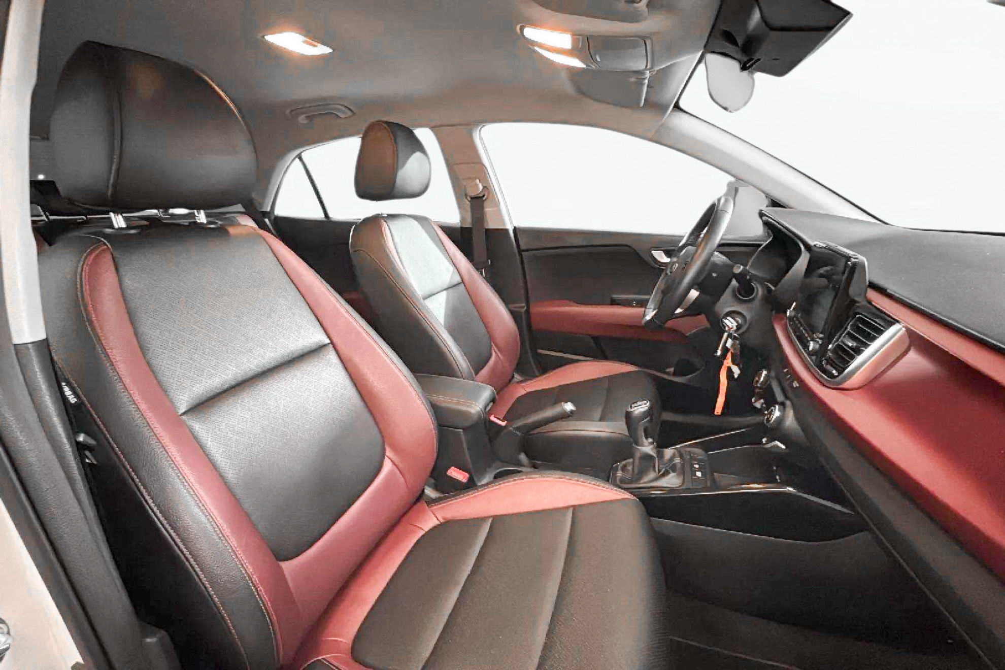 Kia Rio 1.0 T-GDi MHEV iMT GT Line - foto 16