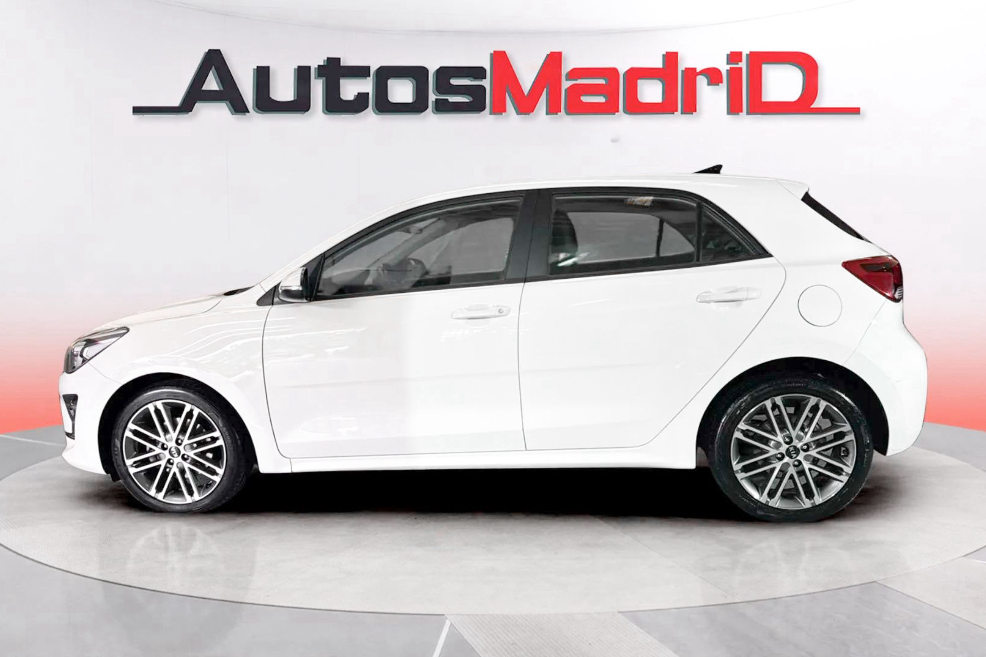 Kia Rio 1.0 T-GDi MHEV iMT GT Line - foto 4
