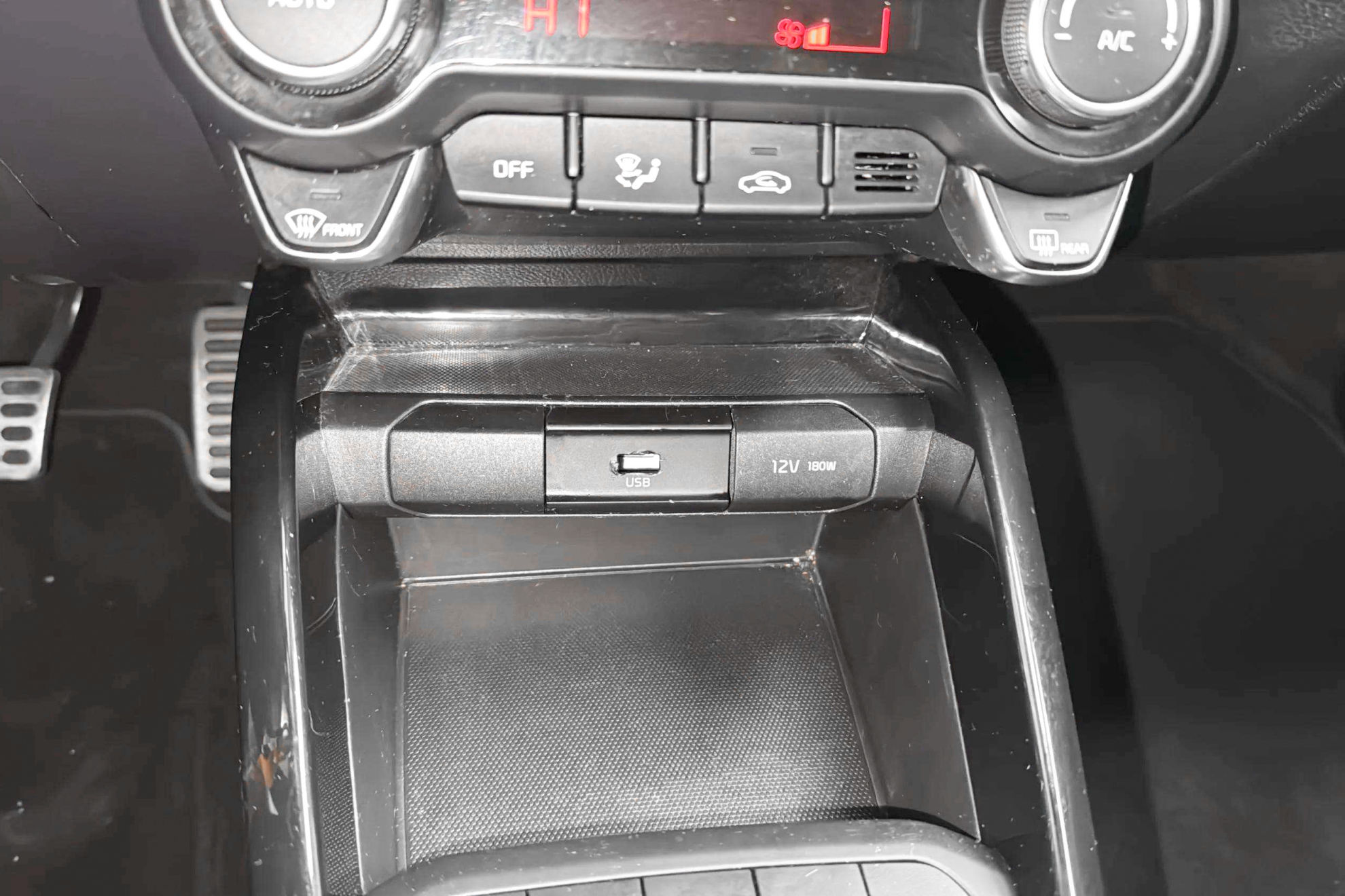 Kia Rio 1.0 T-GDi MHEV iMT GT Line - foto 33