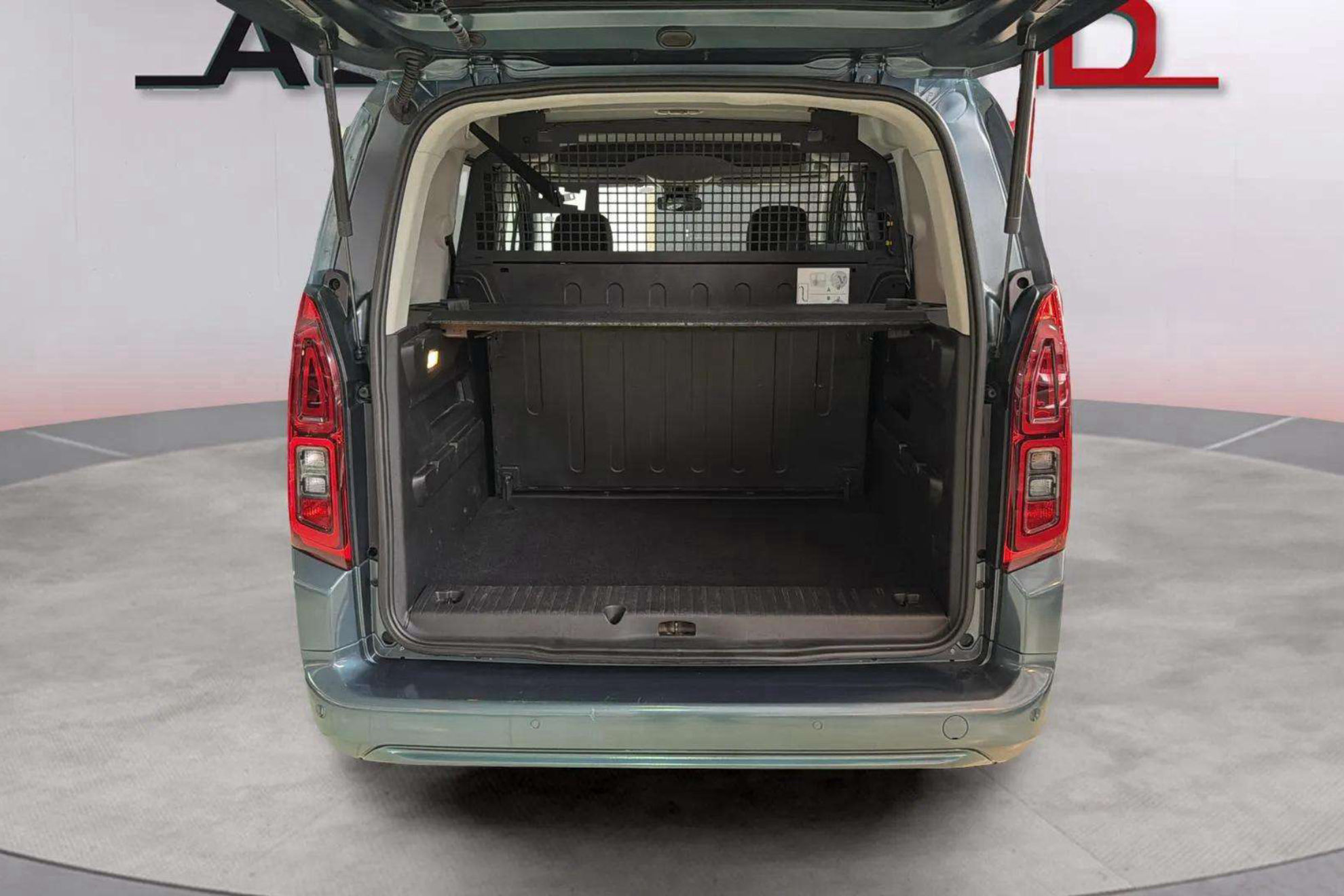 Opel Combo GS 1.5 Td MT6 ?6.4 - foto 7