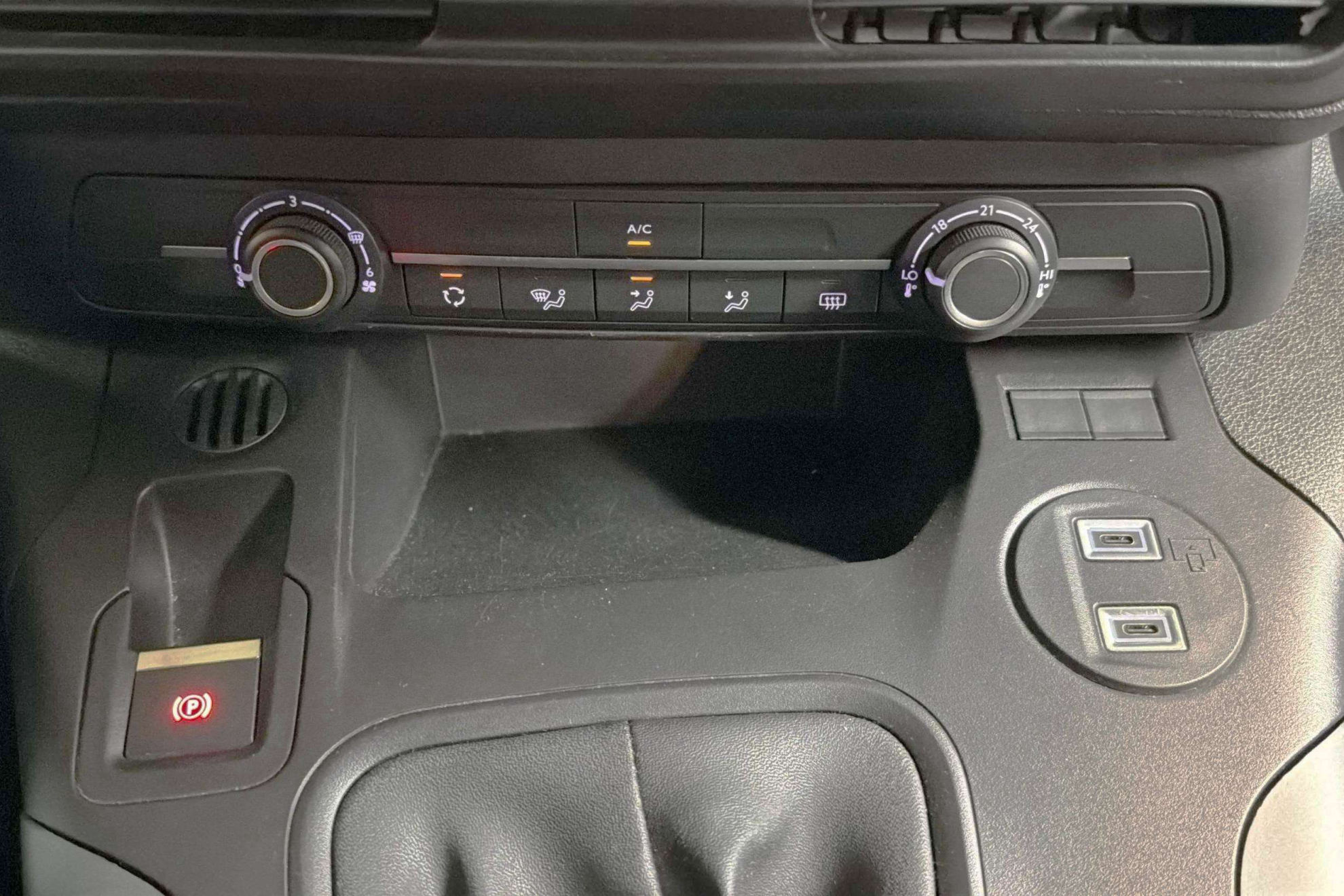 Opel Combo GS 1.5 Td MT6 ?6.4 - foto 23