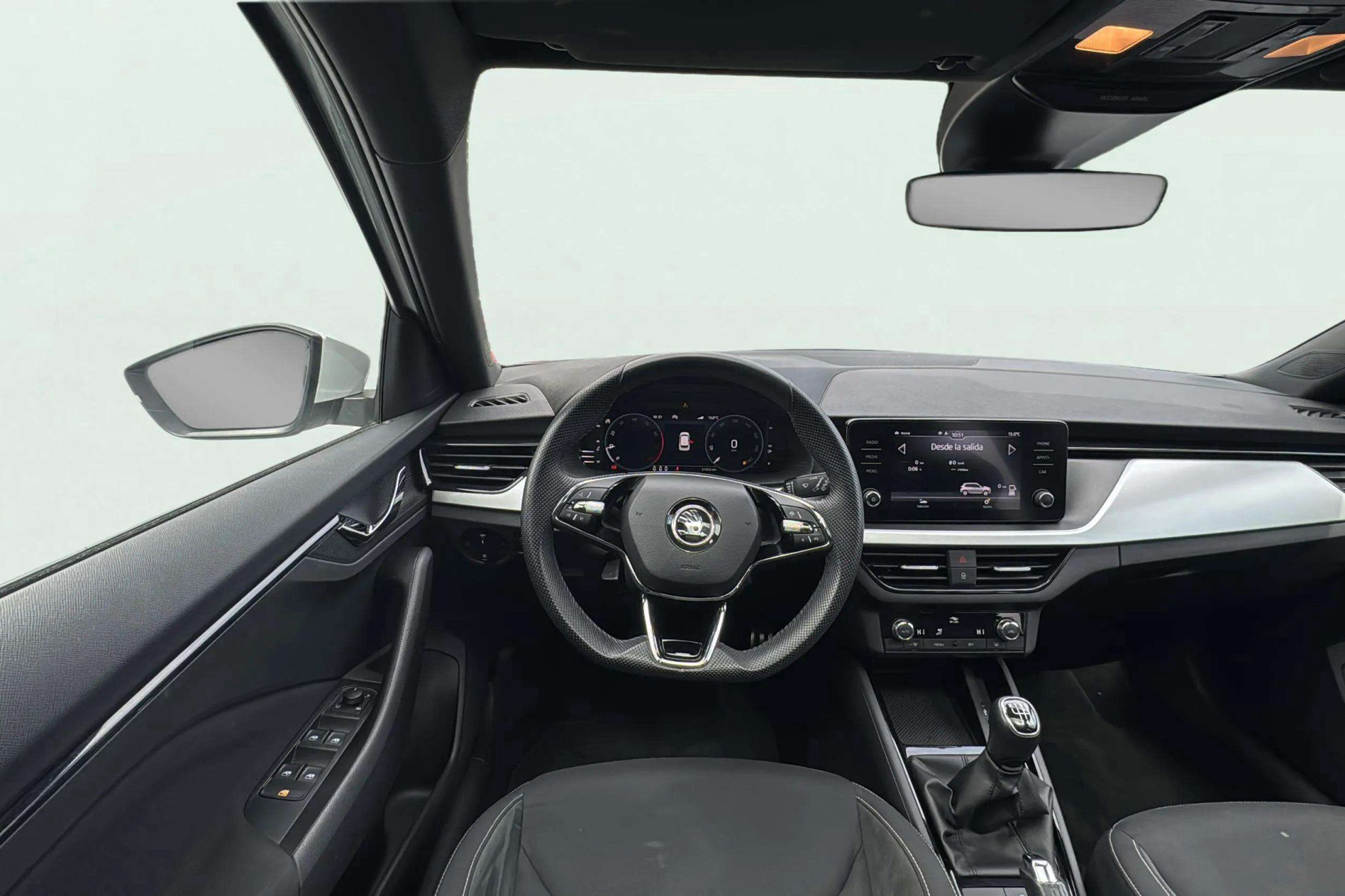 Škoda Kamiq 1.0 TSI Style - foto 19