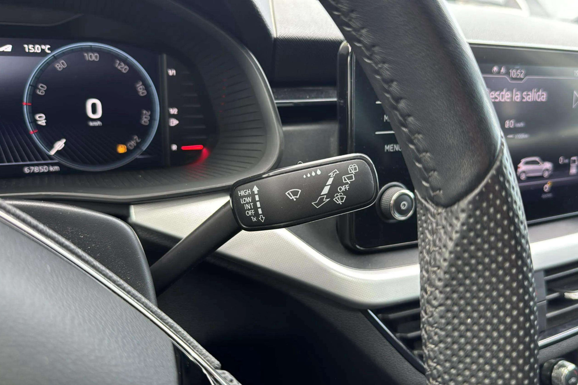 Škoda Kamiq 1.0 TSI Style - foto 25