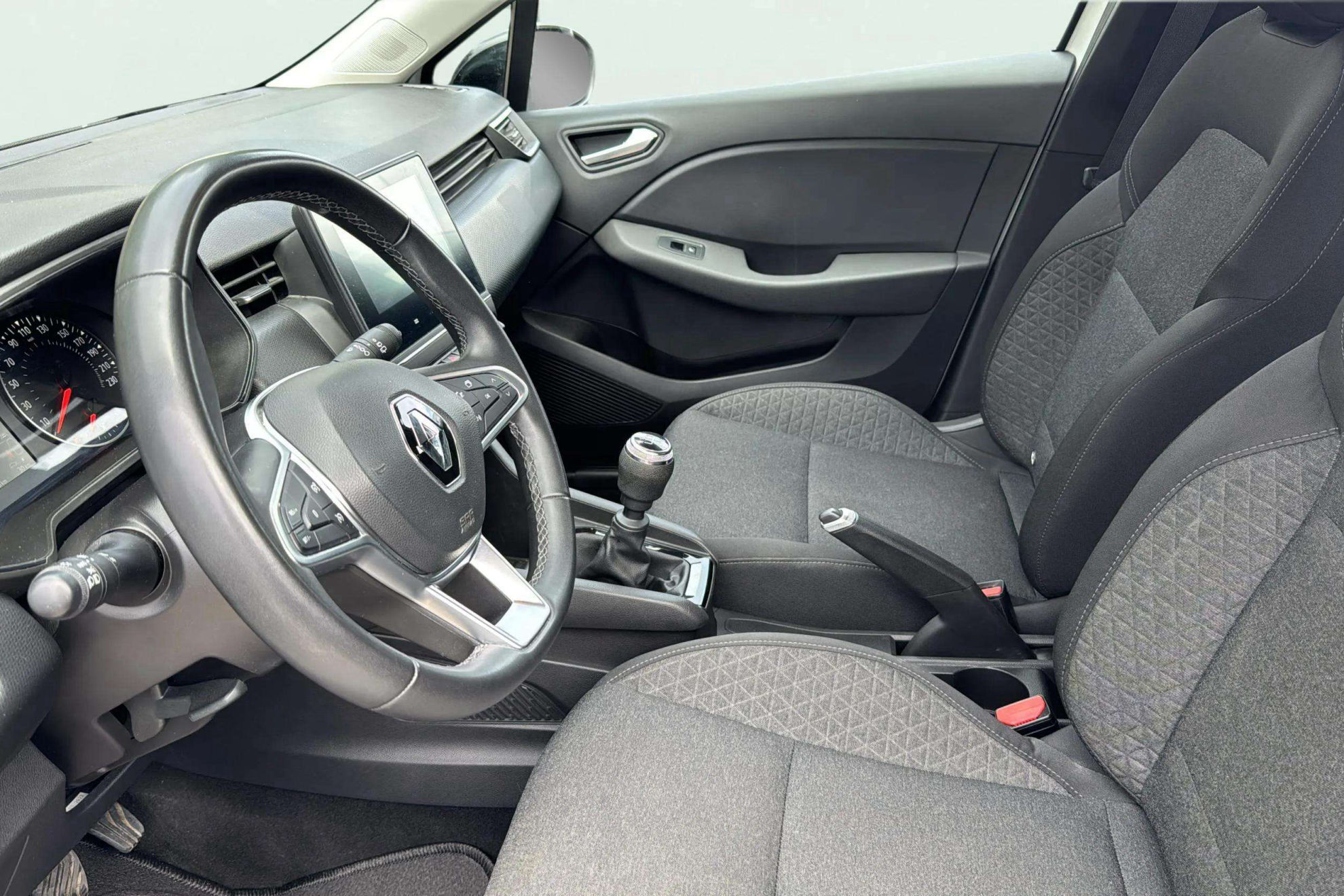 Renault Clio Equilibre TCe - foto 36