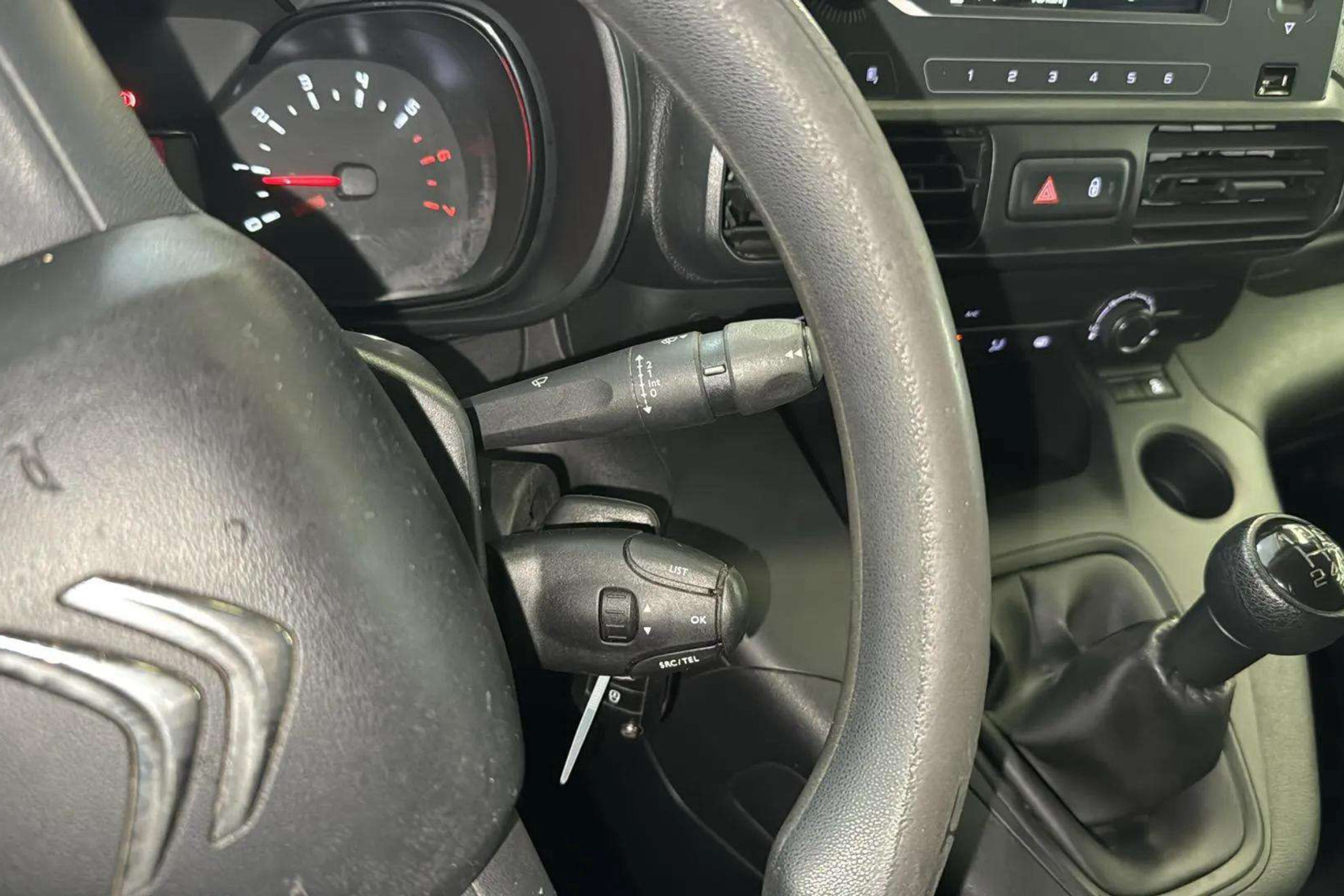 Citroën Berlingo Talla M BlueHDi 75 Control - foto 20