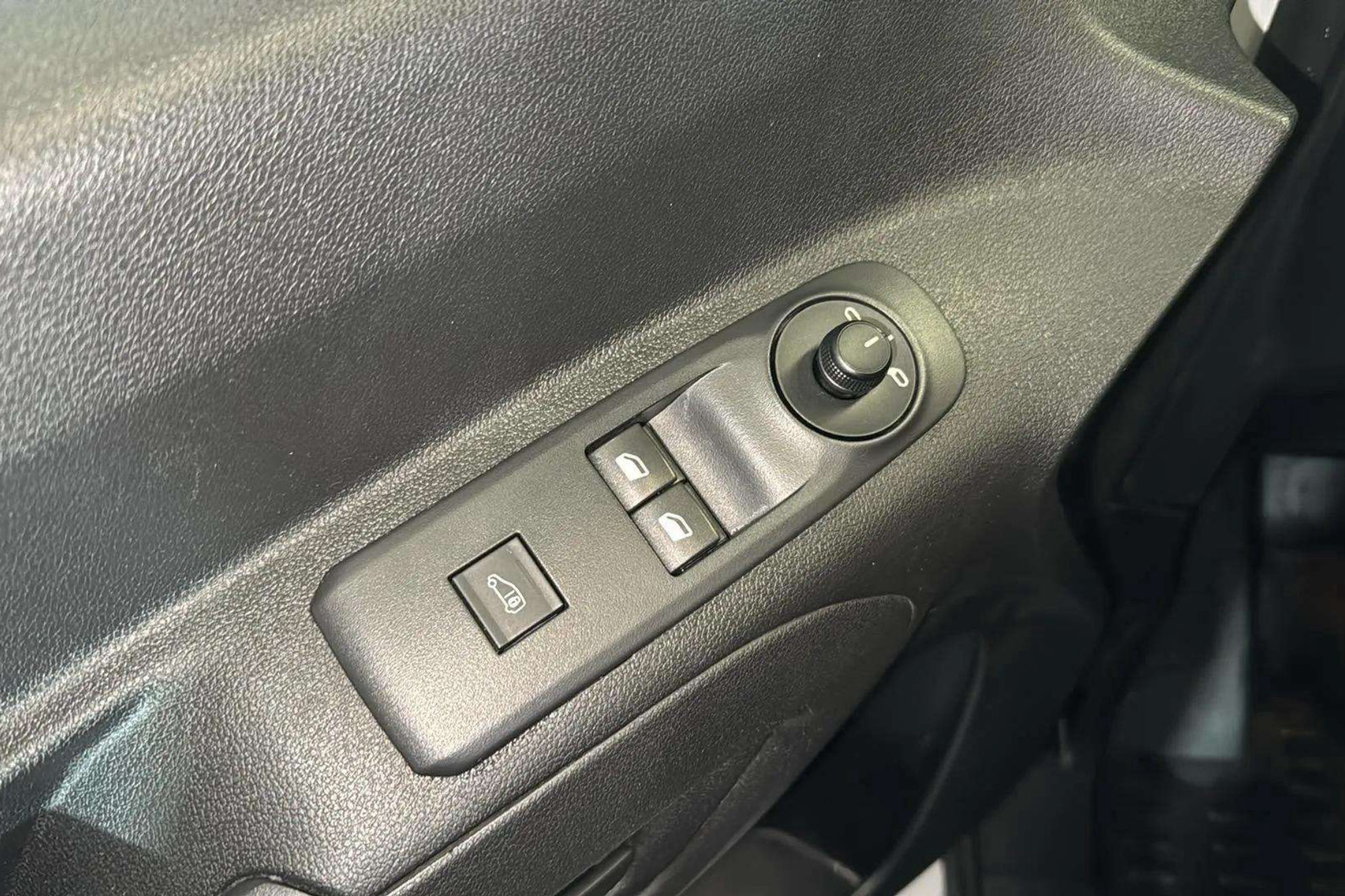 Citroën Berlingo Talla M BlueHDi 75 Control - foto 16