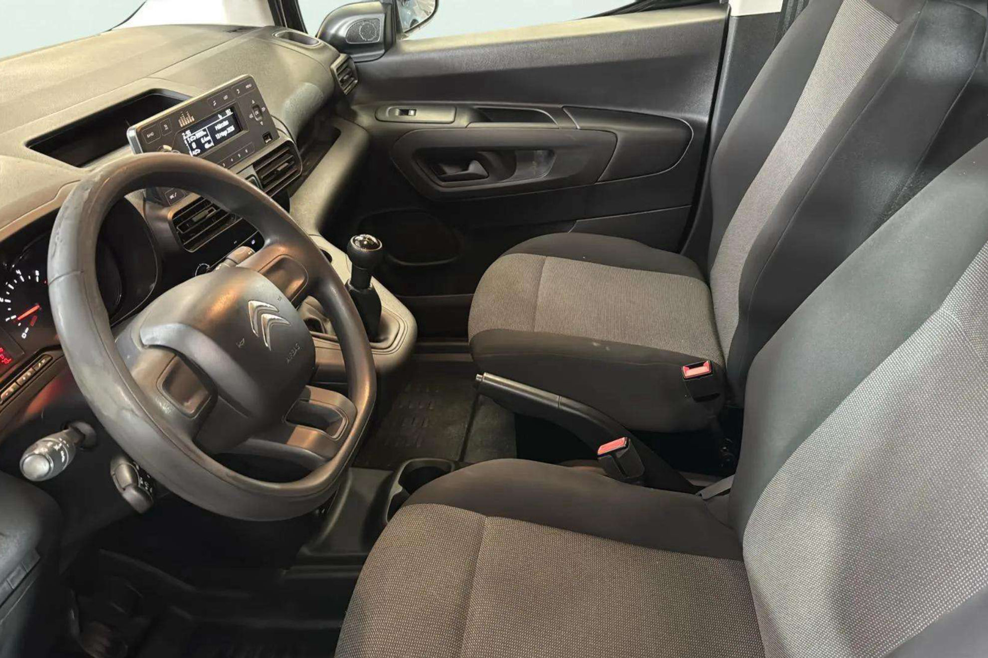 Citroën Berlingo Talla M BlueHDi 75 Control - foto 26
