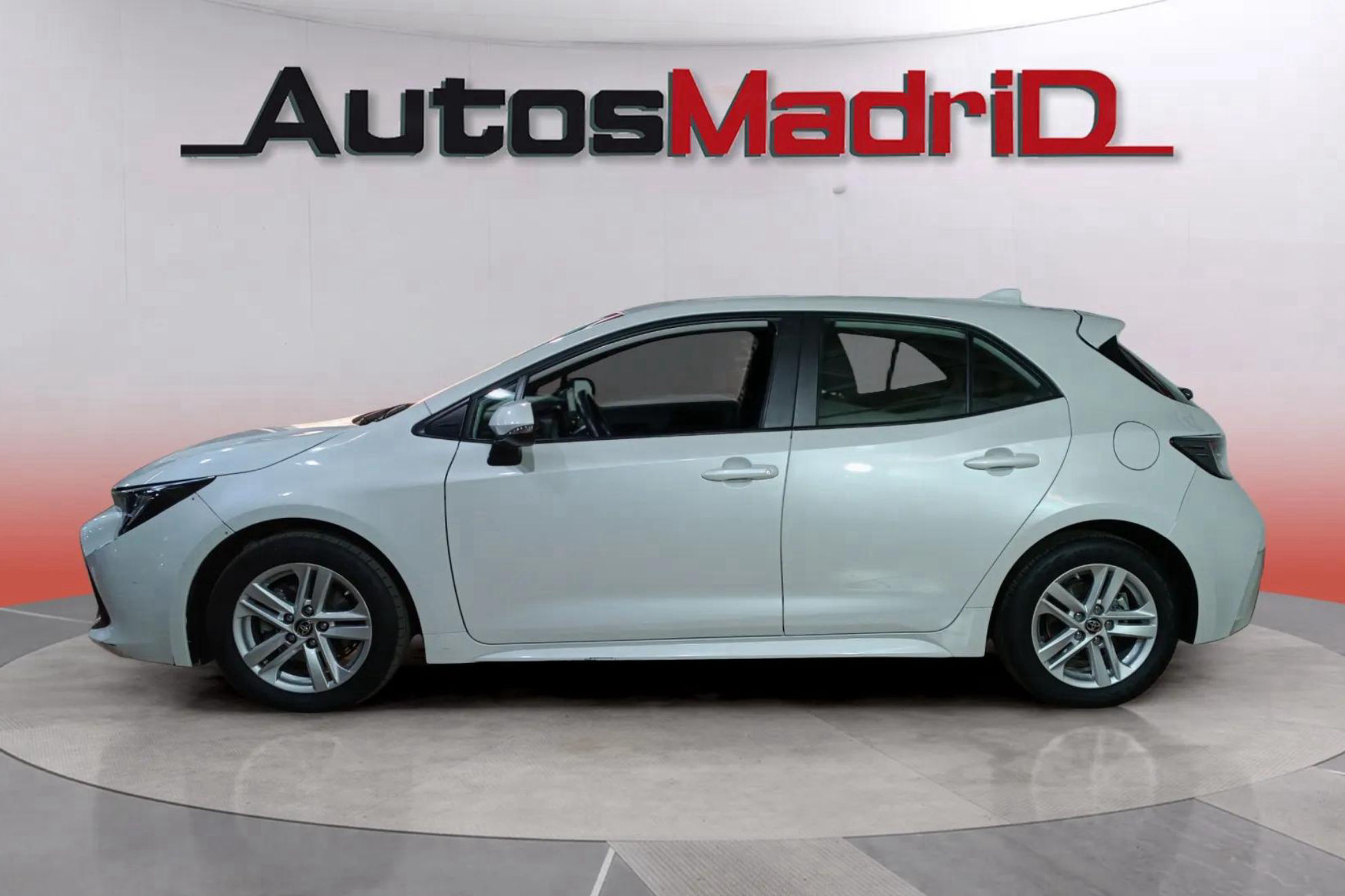 Toyota Corolla 1.8 125H Active Tech E-CVT - foto 4