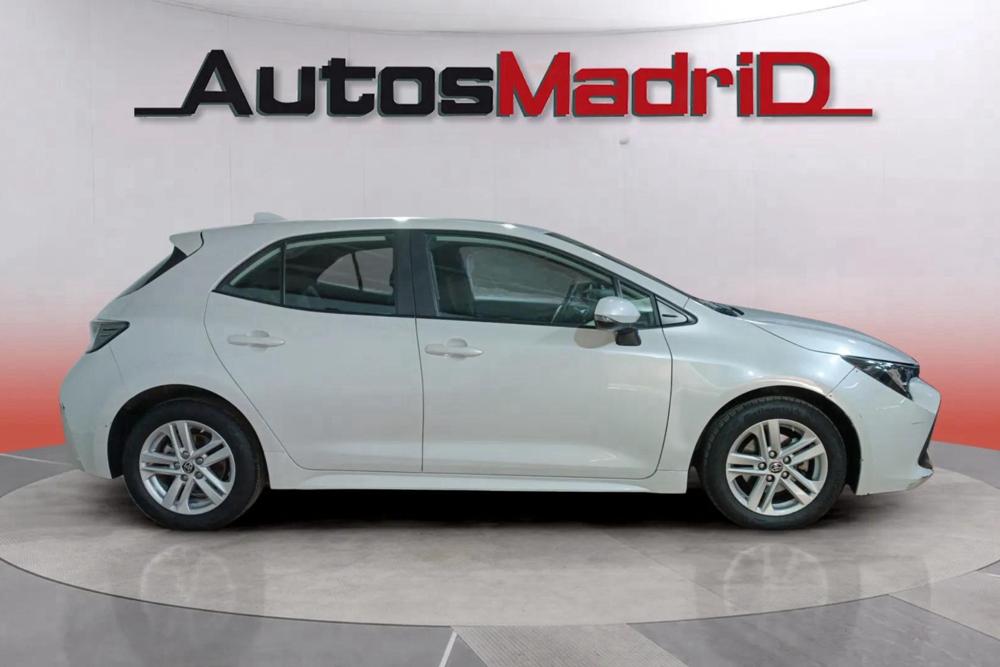 Toyota Corolla 1.8 125H Active Tech E-CVT - foto 9