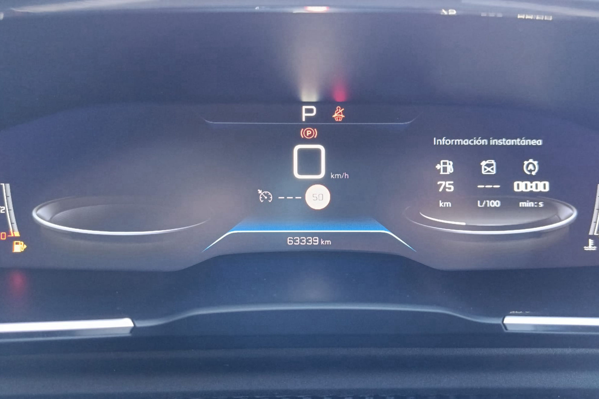 Peugeot 508 Allure Pack BlueHDi 130 EAT8 - foto 21