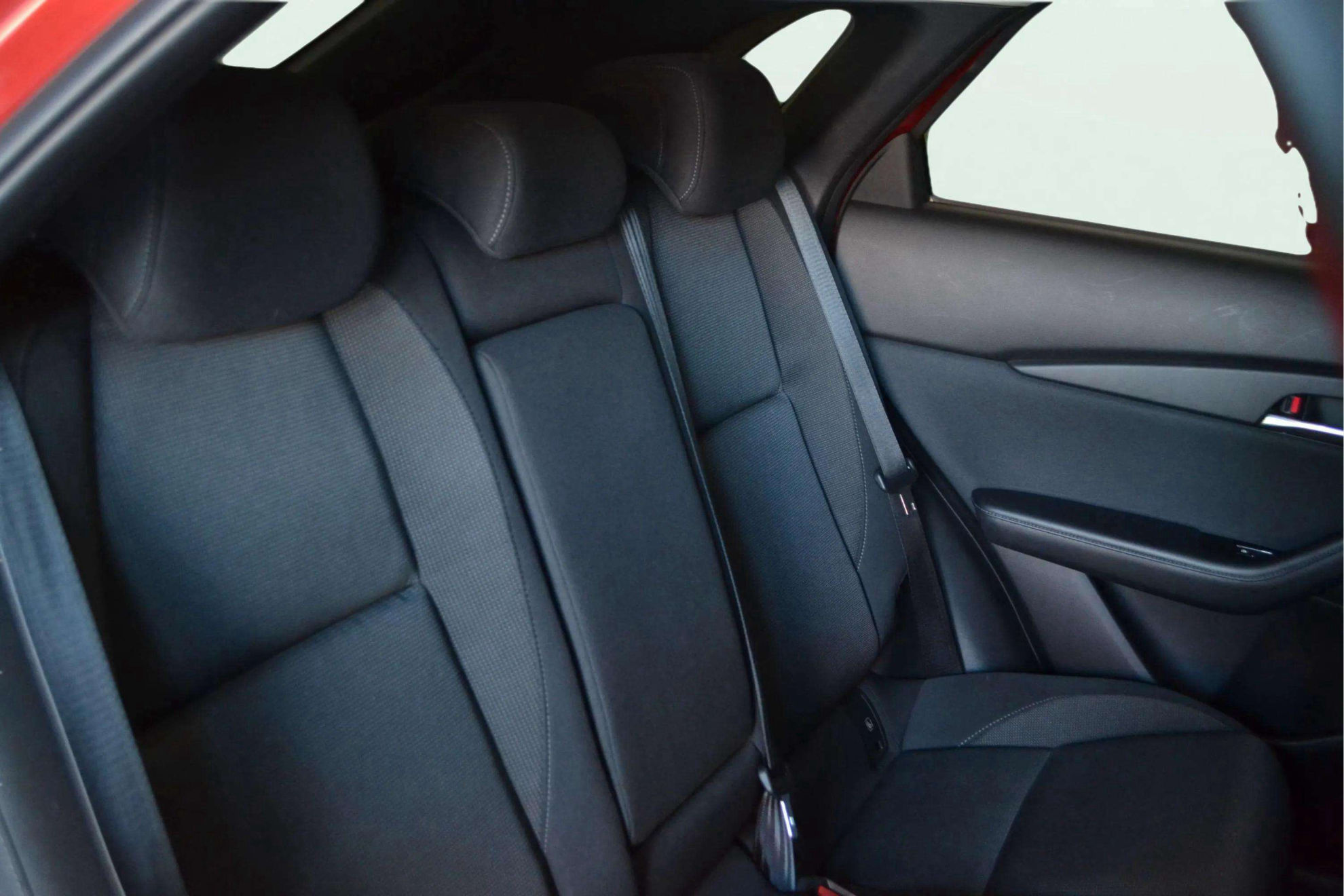 Mazda CX-30 e-SKYACTIV-X 2.0 Evolution - foto 12