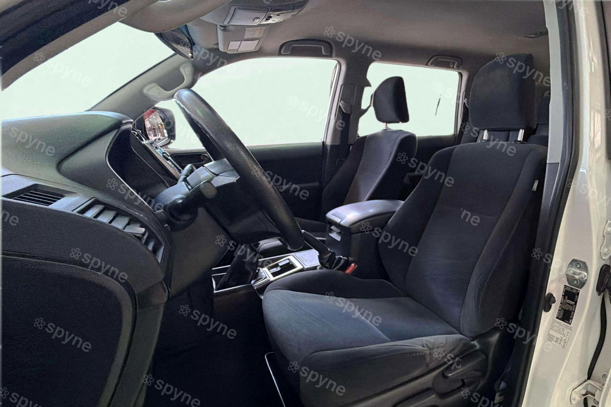Toyota Land Cruiser 2.8 D-4D GX 7 plazas - foto 14