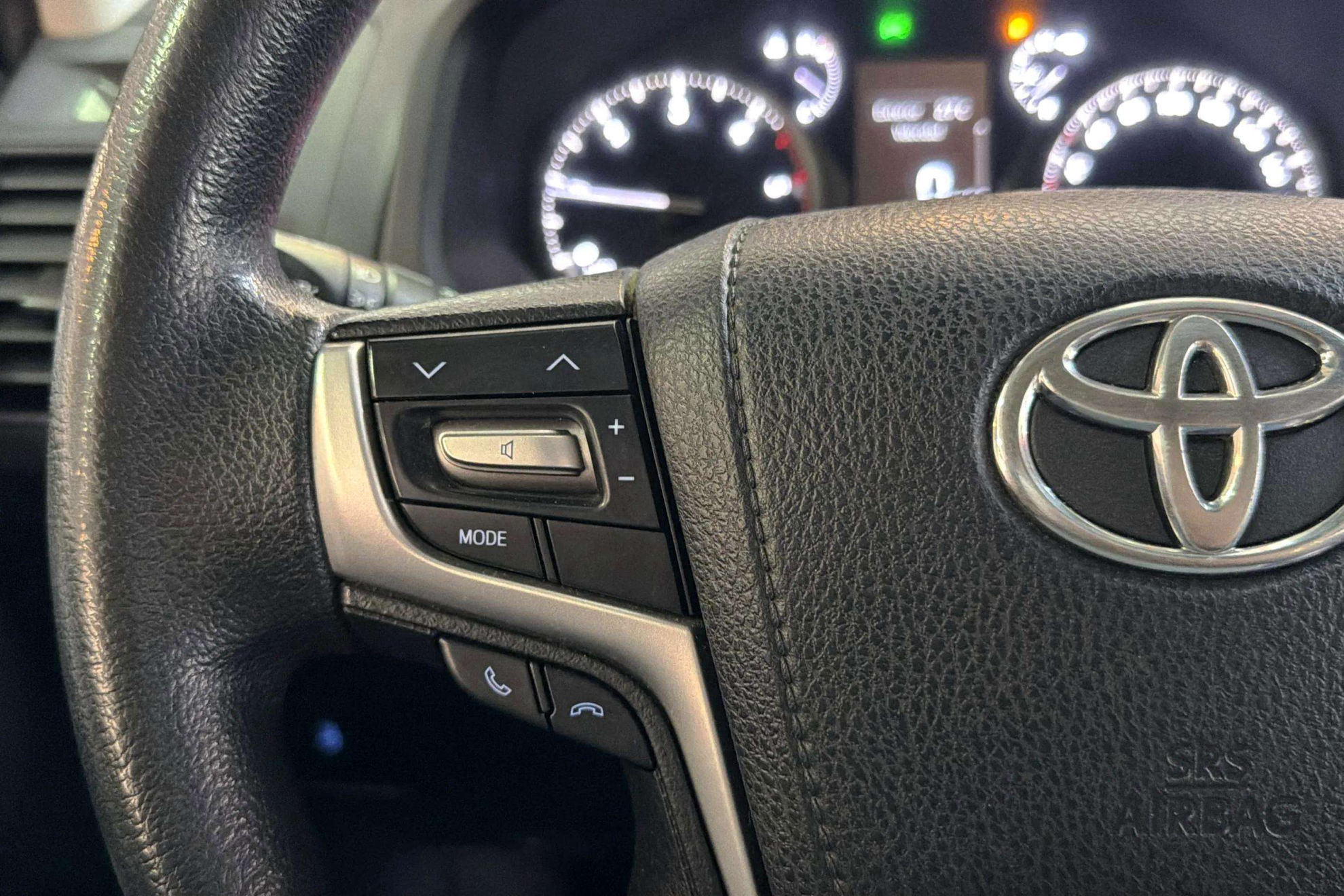 Toyota Land Cruiser 2.8 D-4D GX 7 plazas - foto 21
