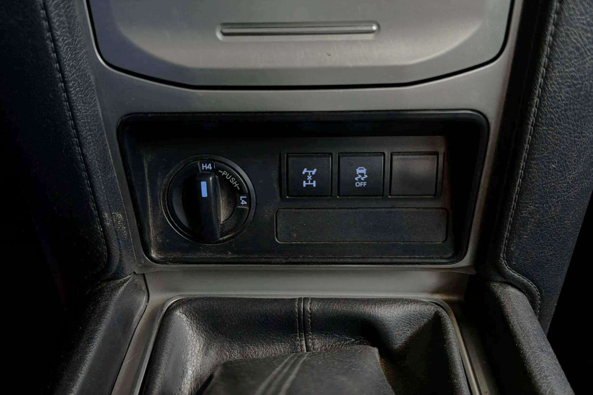 Toyota Land Cruiser 2.8 D-4D GX 7 plazas - foto 26