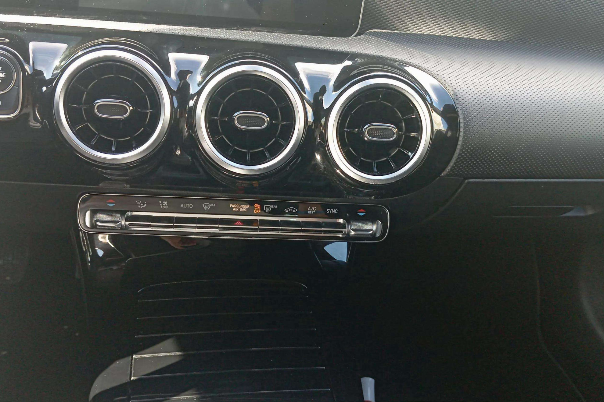 Mercedes-Benz Clase A A 180 d - foto 19