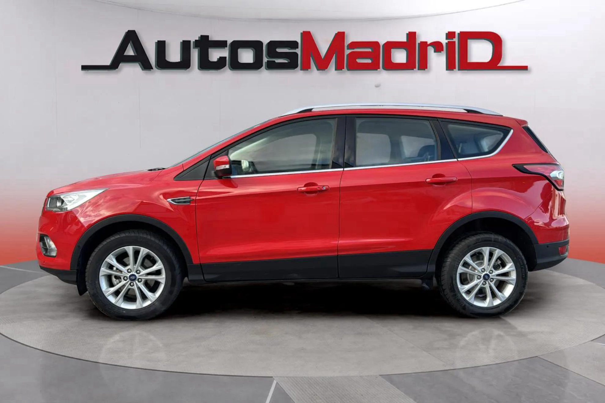 Ford Kuga 1.5 TDCi 4x2 Titanium - foto 4