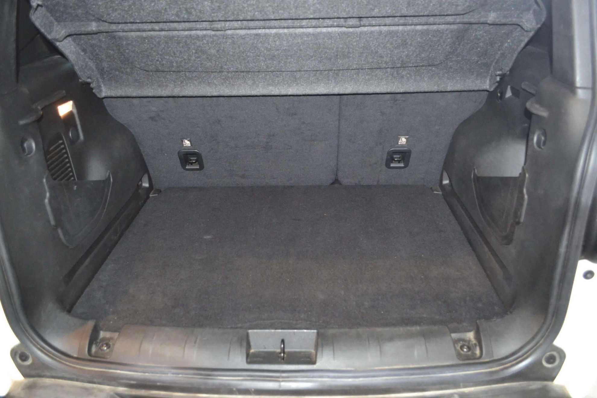 Jeep Renegade eHybrid 1.5 Limited ATX - foto 9