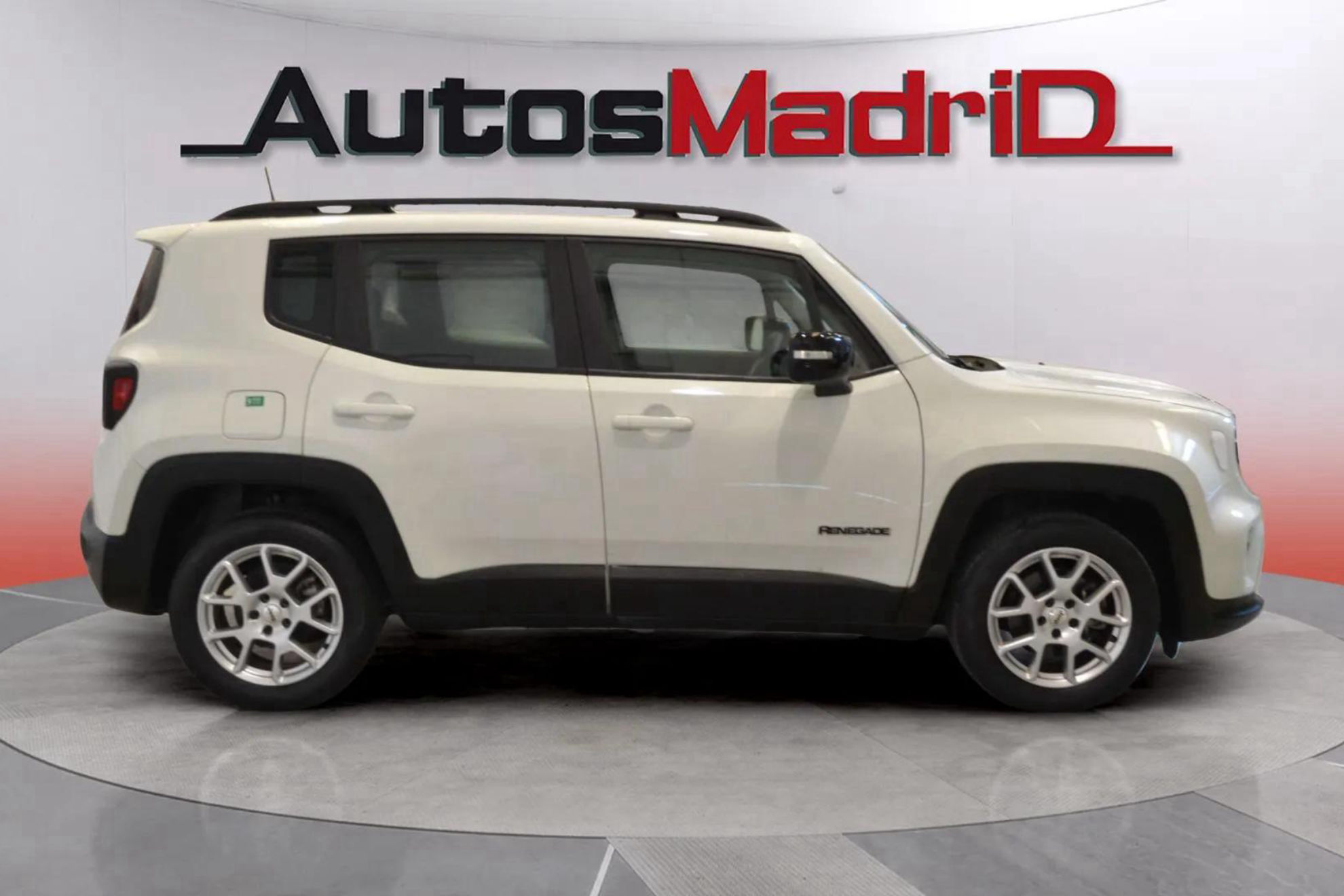 Jeep Renegade eHybrid 1.5 Limited ATX - foto 8