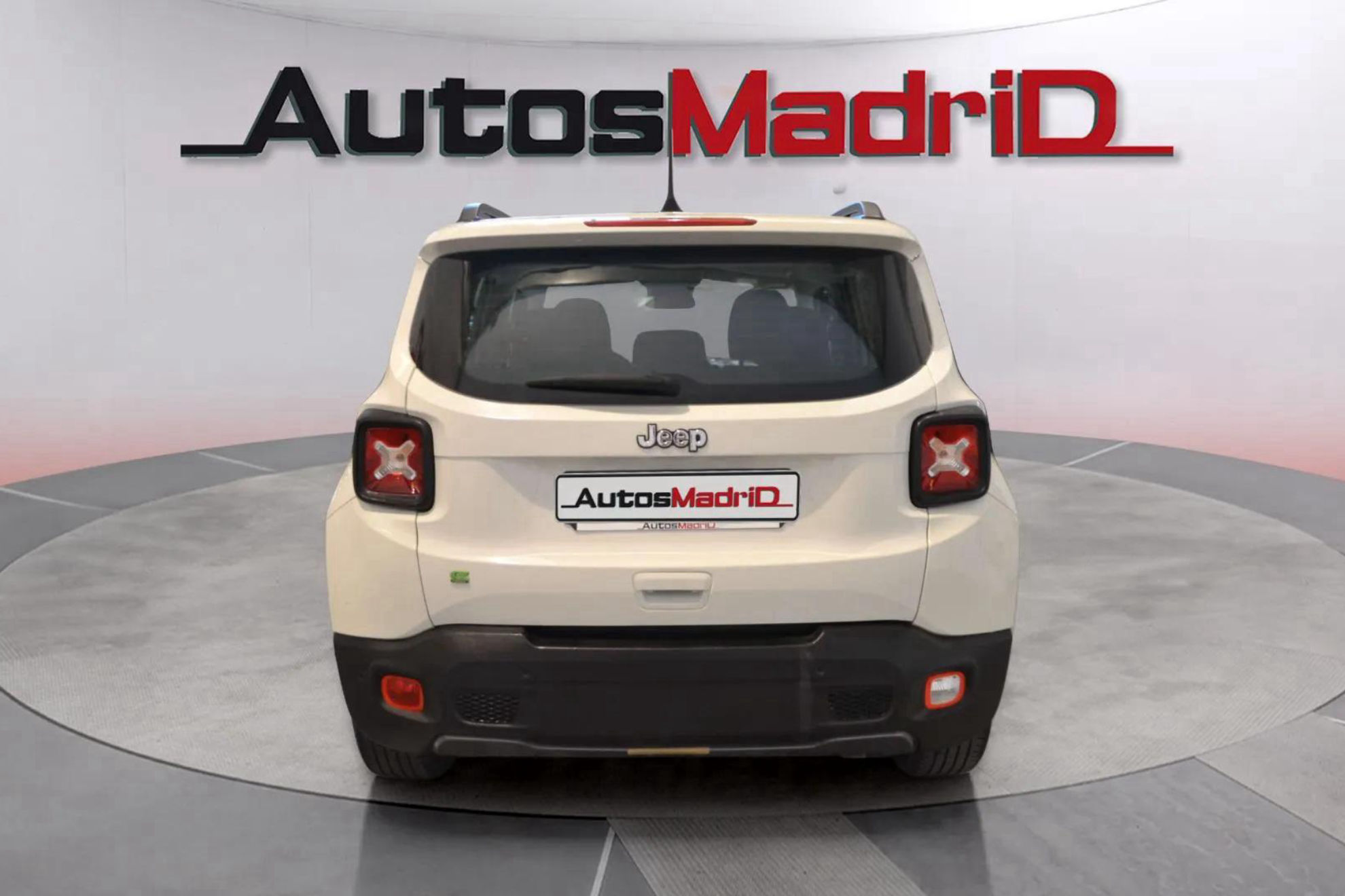 Jeep Renegade eHybrid 1.5 Limited ATX - foto 6