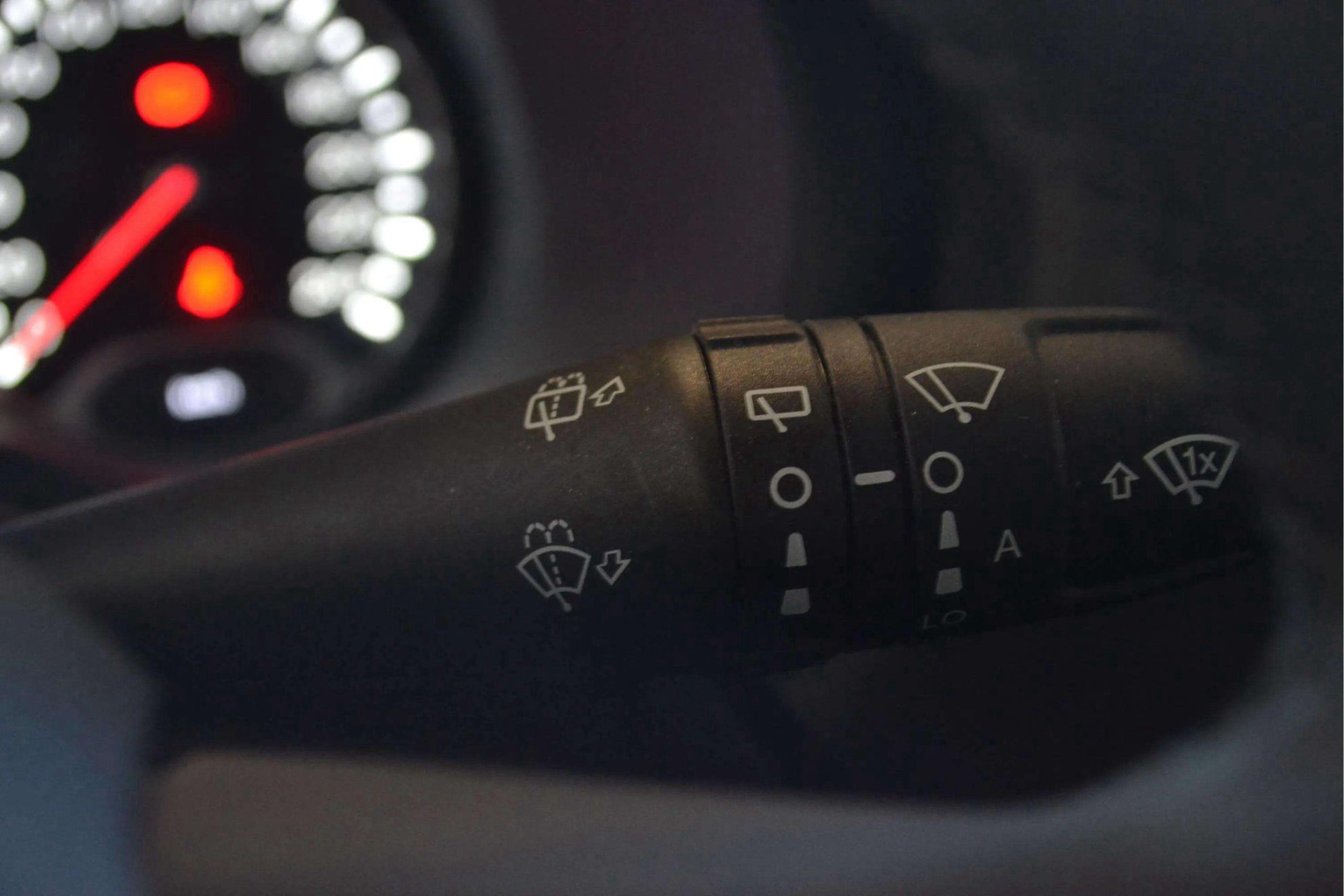 Jeep Renegade eHybrid 1.5 Limited ATX - foto 22