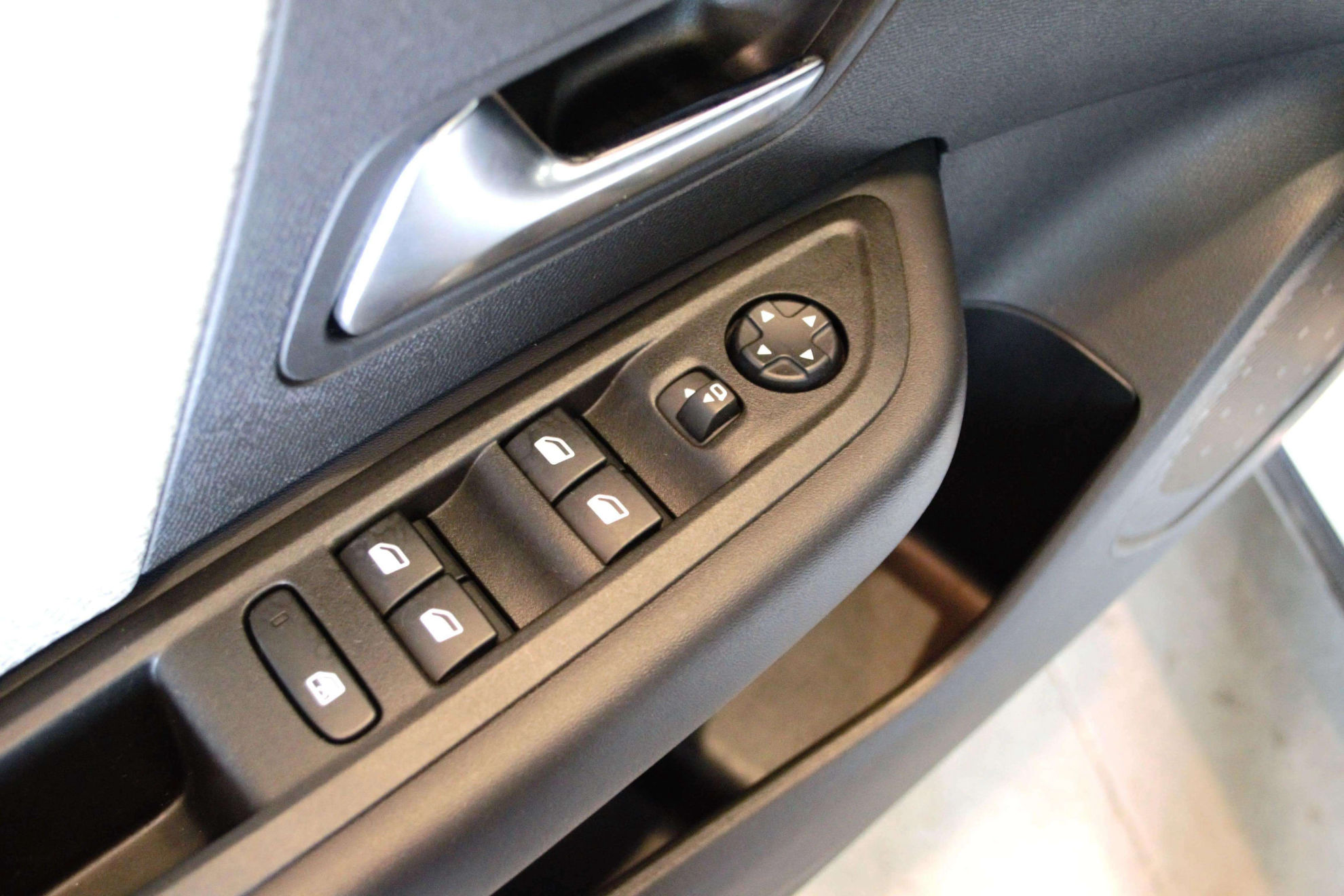 Citroën C4 PureTech 130 Plus - foto 10