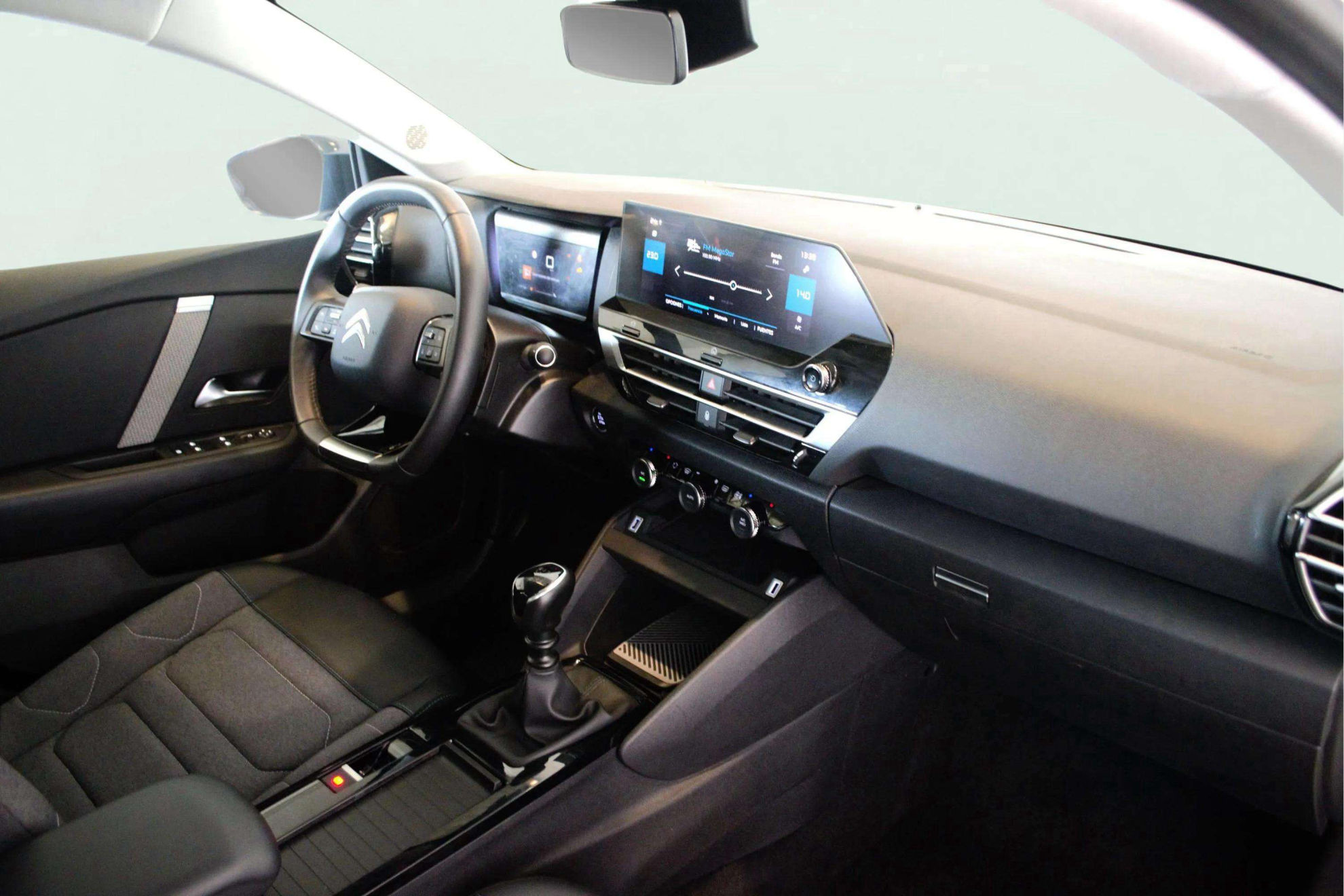 Citroën C4 PureTech 130 Plus - foto 6