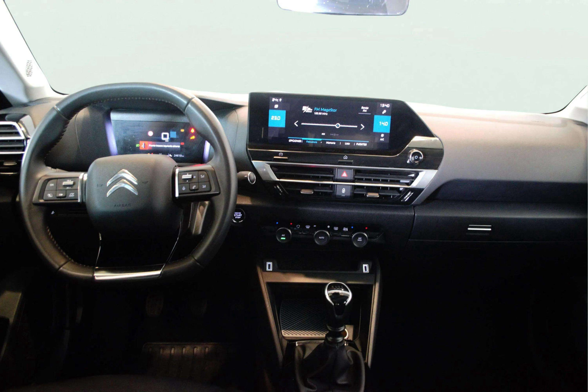 Citroën C4 PureTech 130 Plus - foto 13