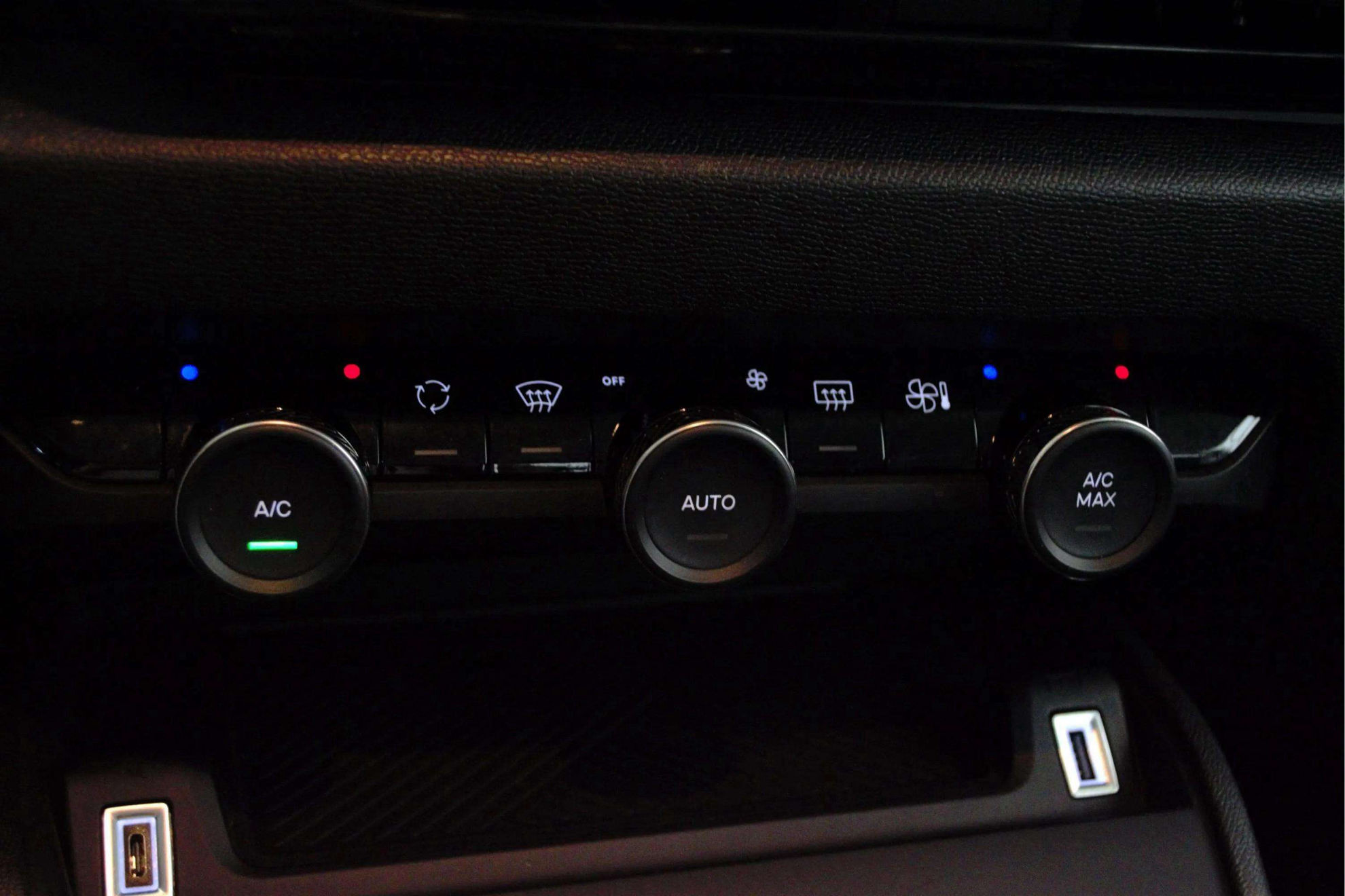 Citroën C4 PureTech 130 Plus - foto 22