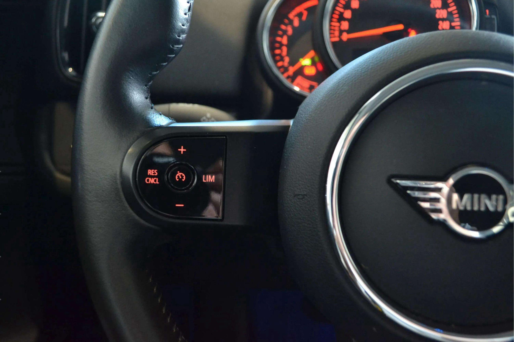 MINI Countryman Cooper - foto 19