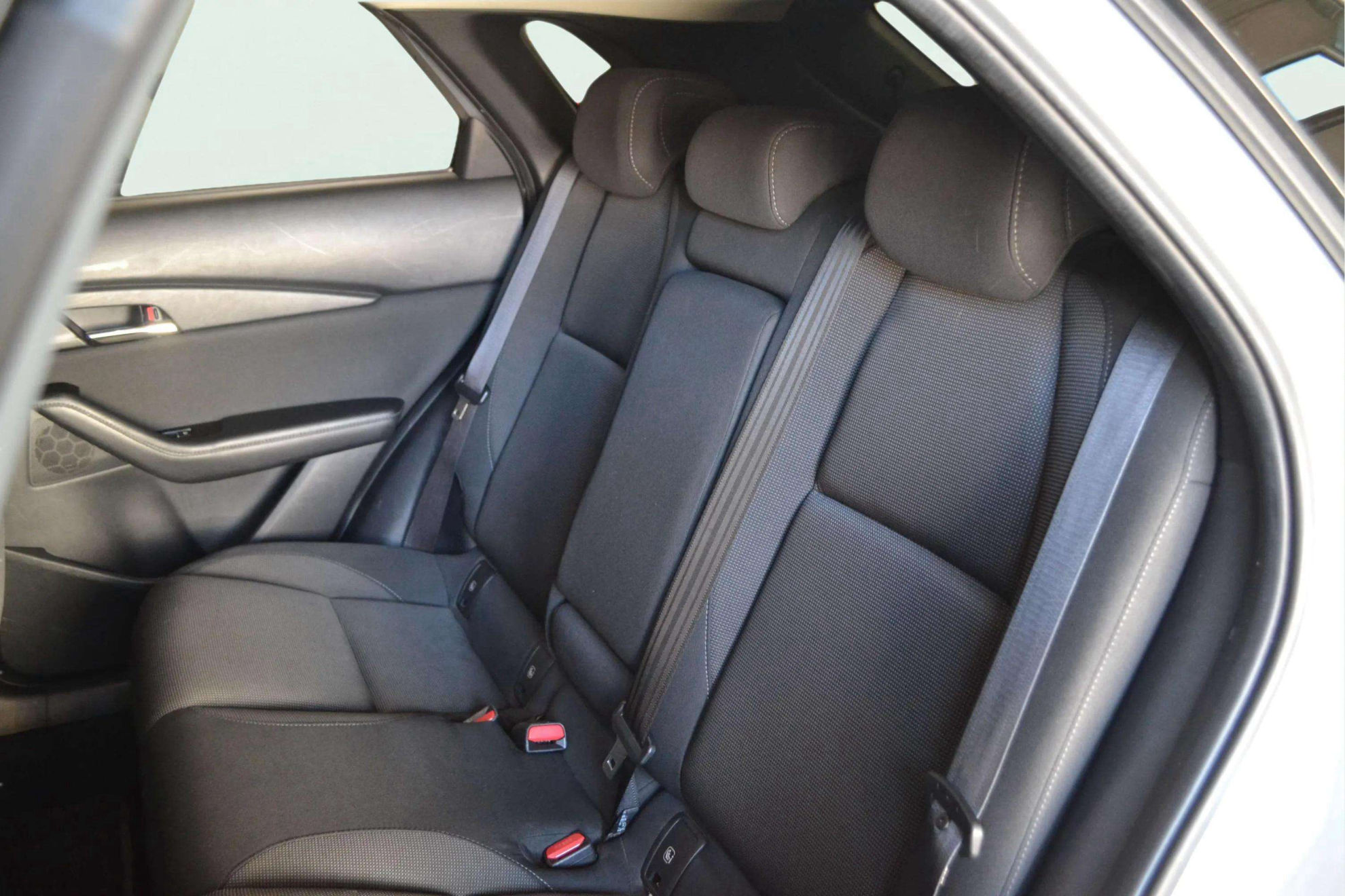 Mazda CX-30 e-SKYACTIV-G 2.0 2WD Evolution - foto 11