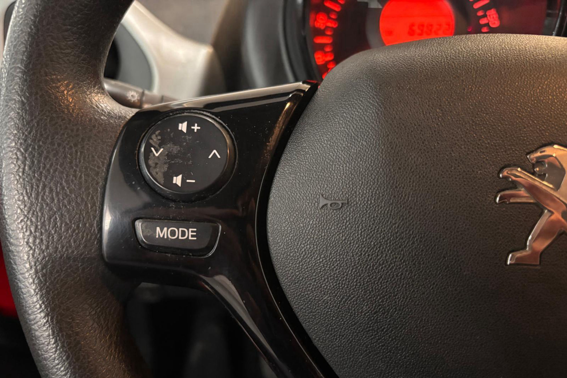 Peugeot 108 1.2 PureTech - foto 15