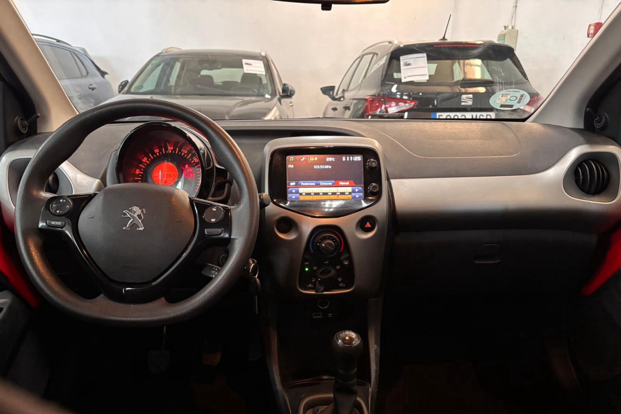 Peugeot 108 1.2 PureTech - foto 12