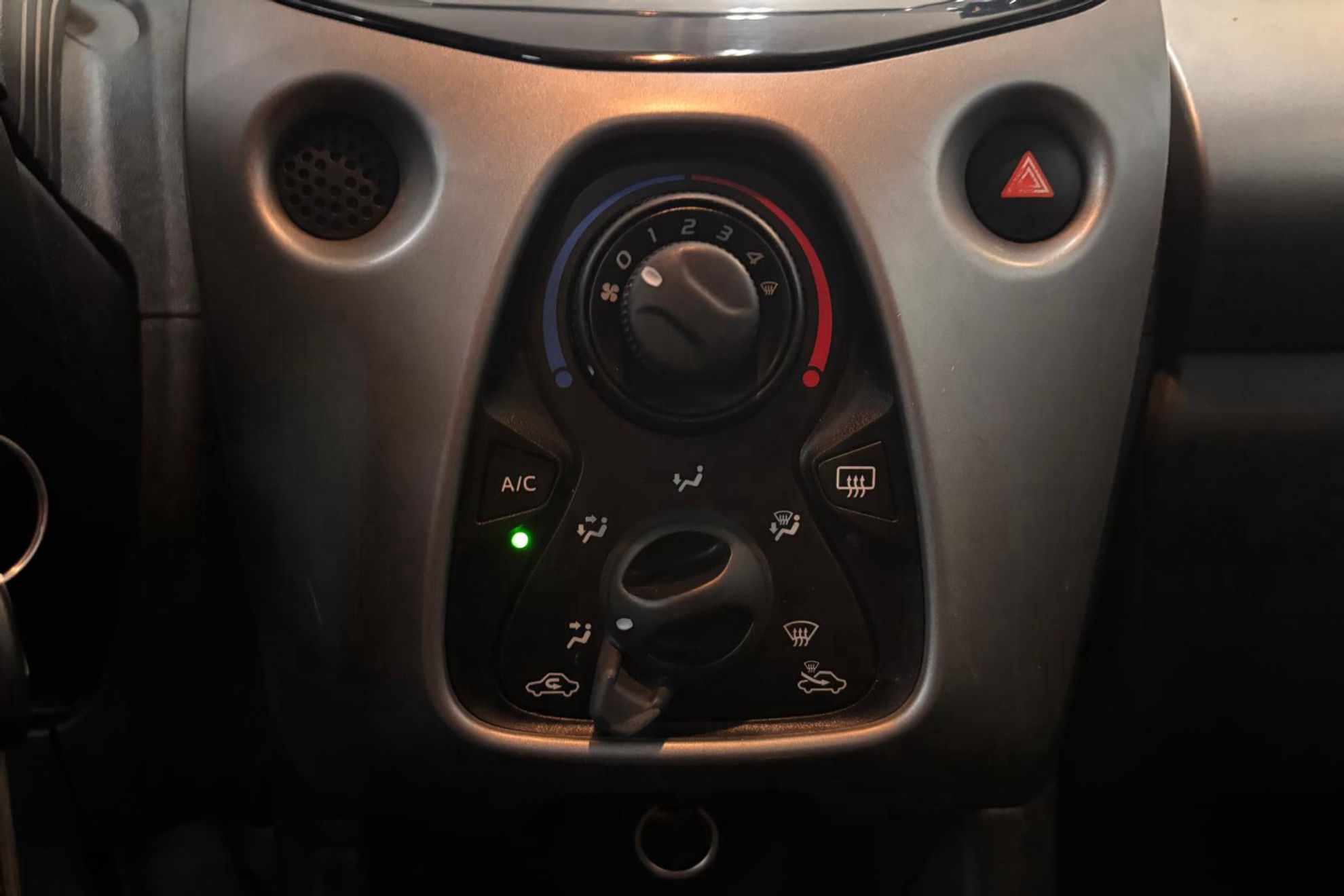 Peugeot 108 1.2 PureTech - foto 22
