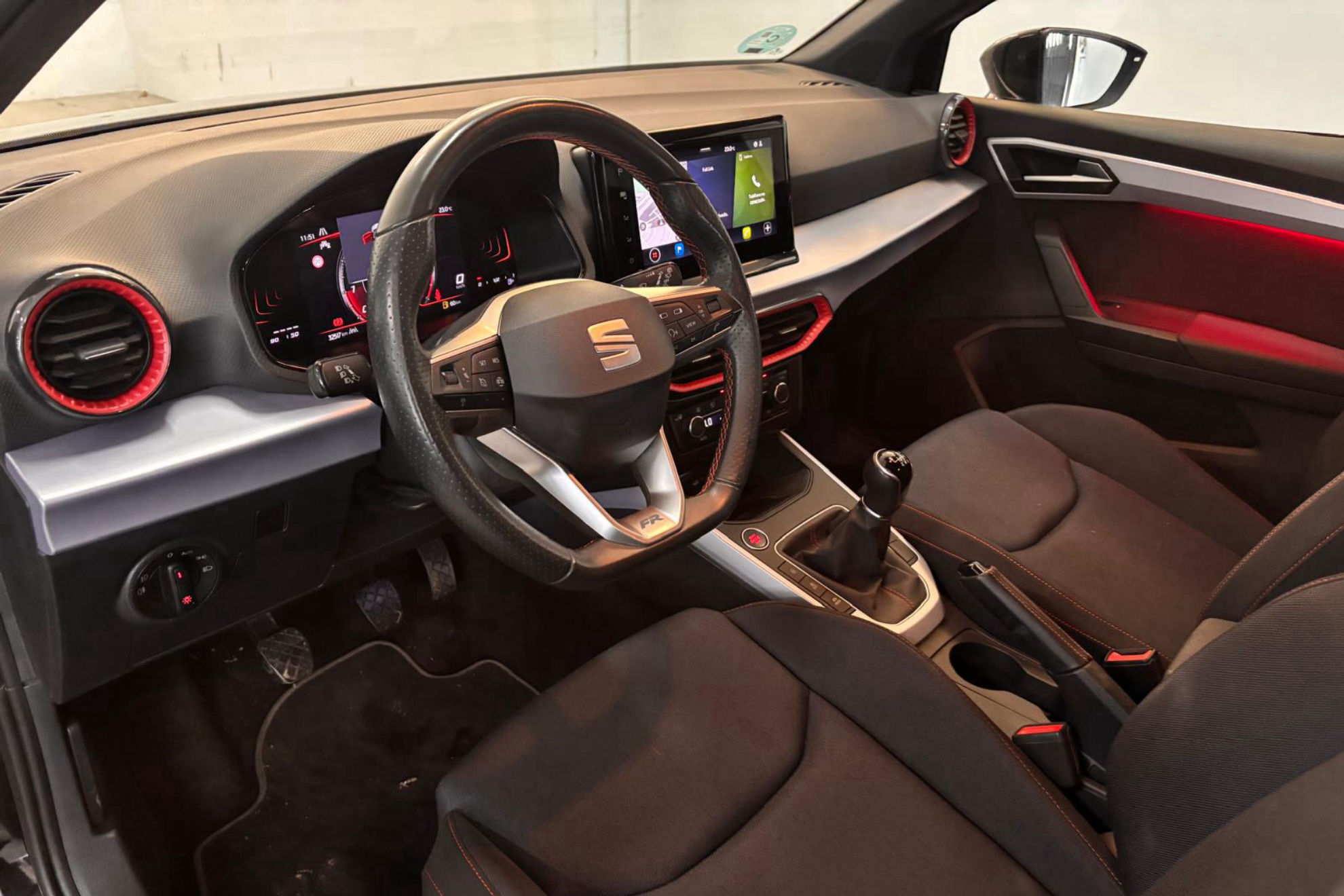 SEAT Arona 1.0 TSI FR XM - foto 11