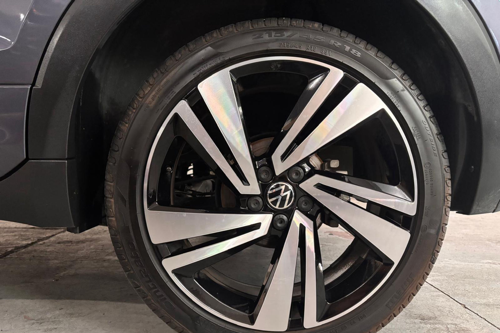 Volkswagen T-Cross R-Line 1.0 TSI DSG - foto 9