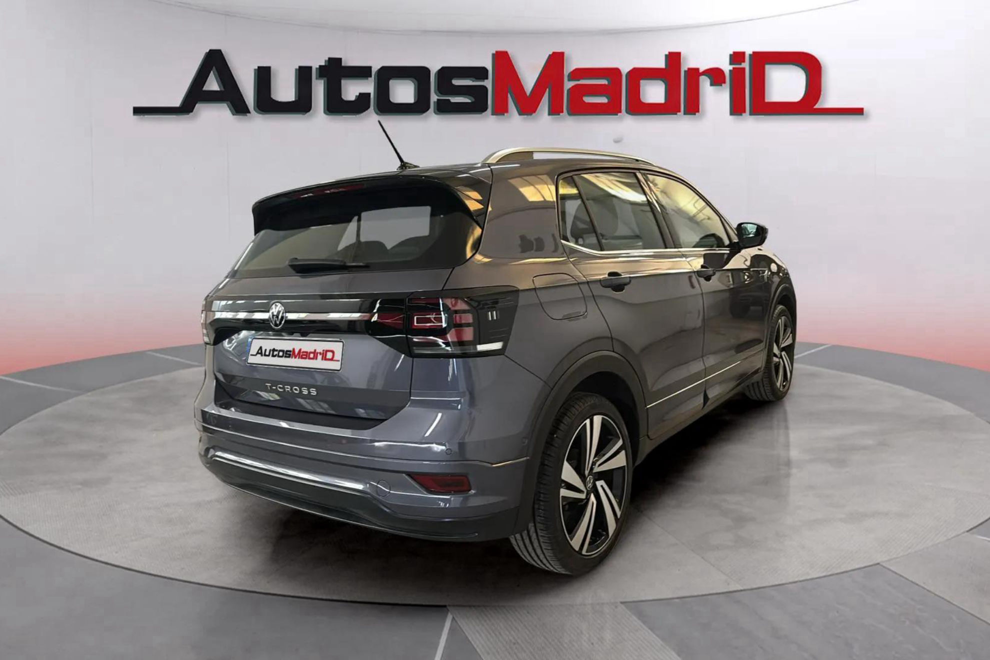 Volkswagen T-Cross R-Line 1.0 TSI DSG - foto 7