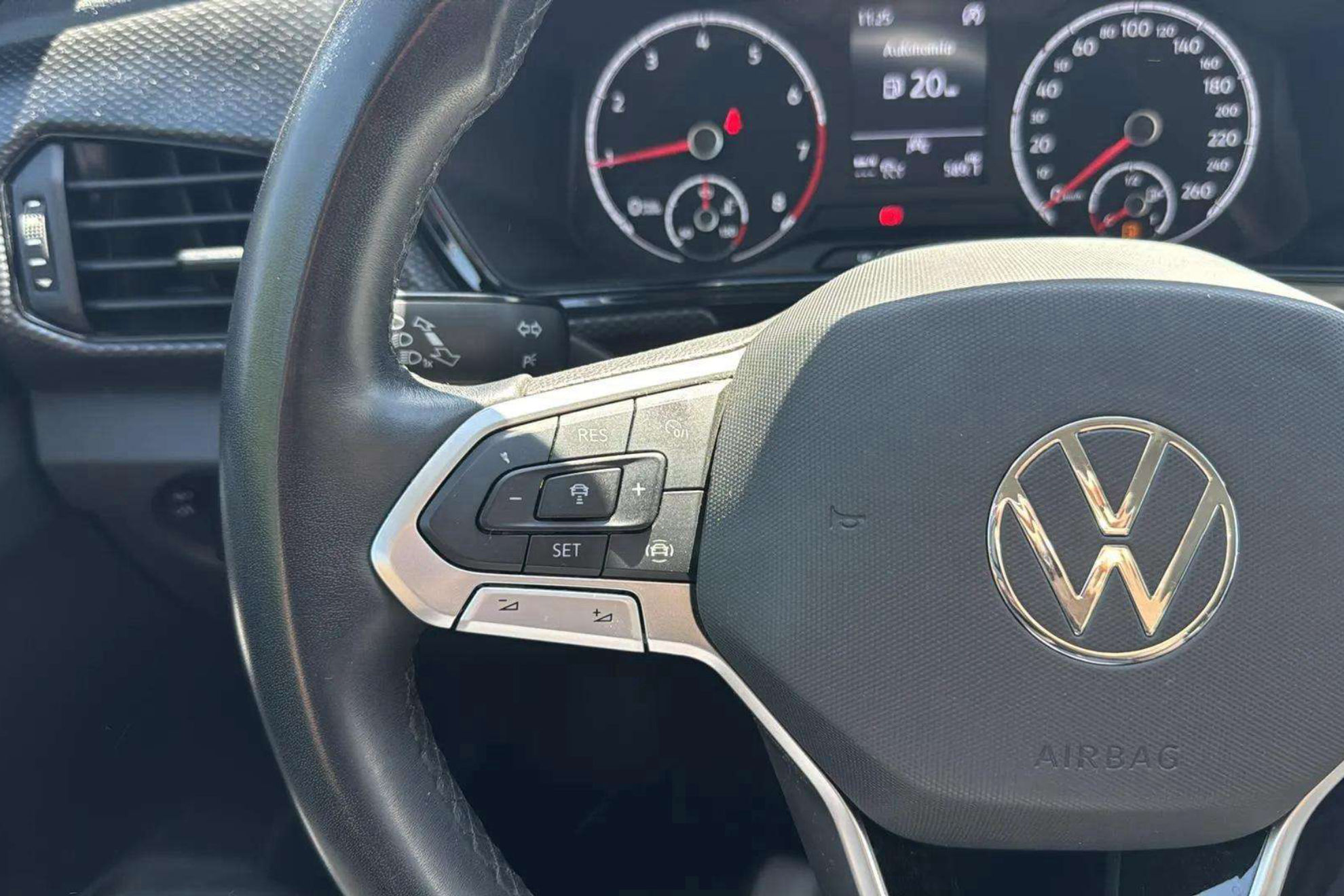 Volkswagen T-Cross Advance 1.0 TSI - foto 18