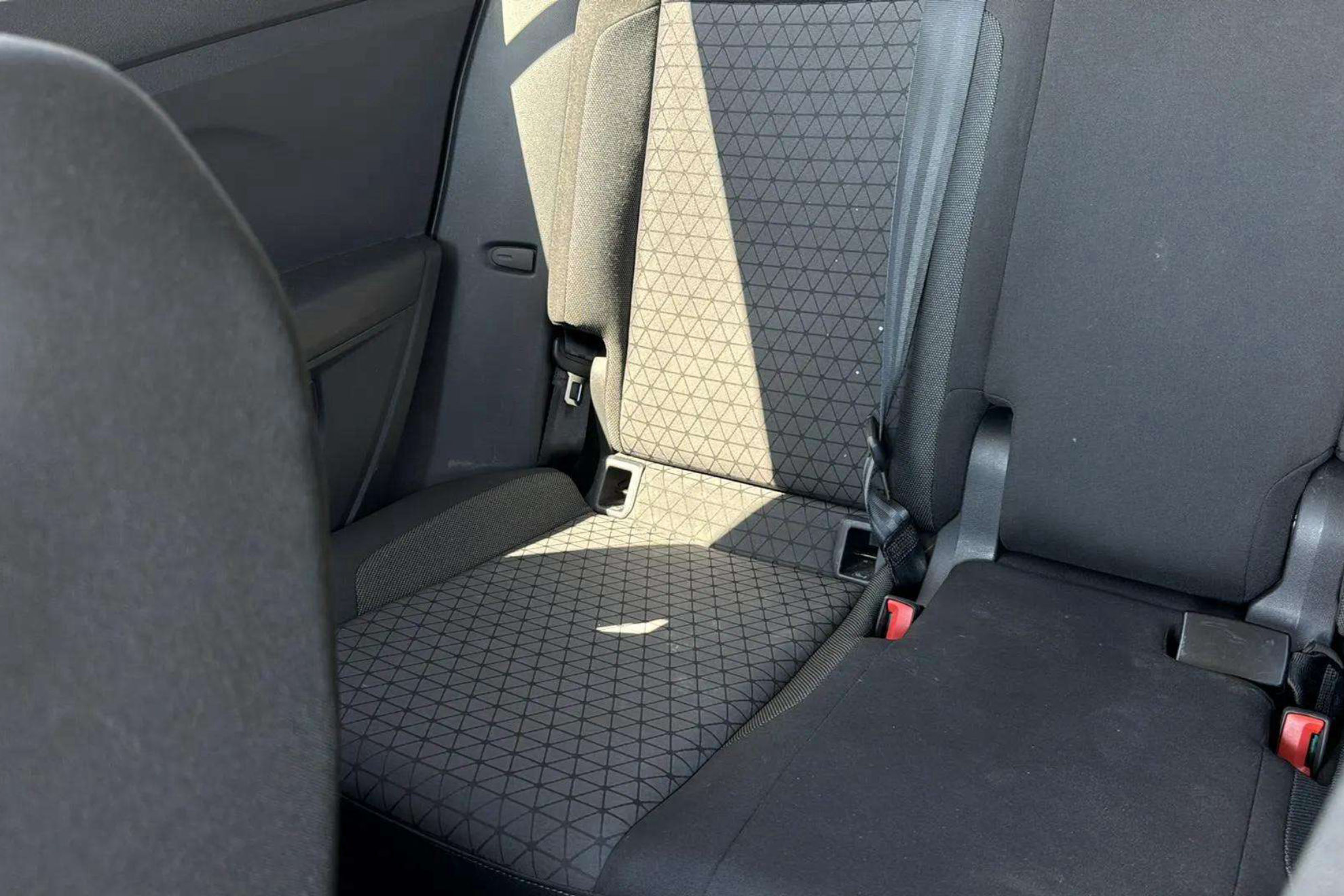 Volkswagen T-Cross Advance 1.0 TSI - foto 33
