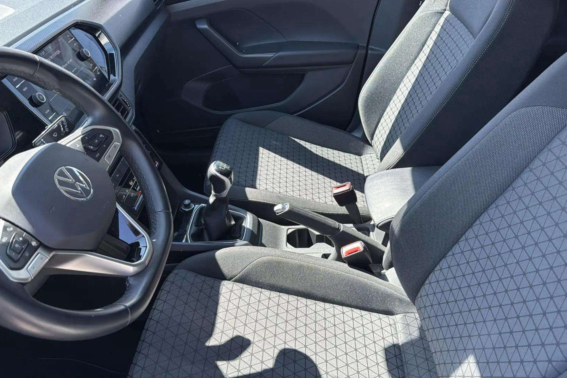 Volkswagen T-Cross Advance 1.0 TSI - foto 31