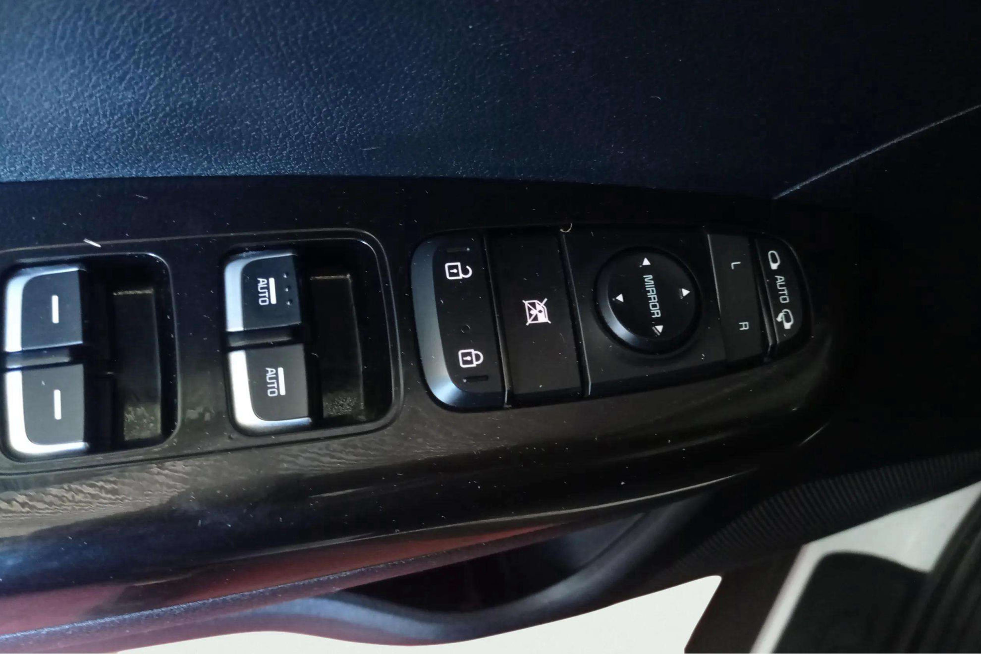 Kia Sportage 1.6 MHEV Drive 4x2 - foto 11