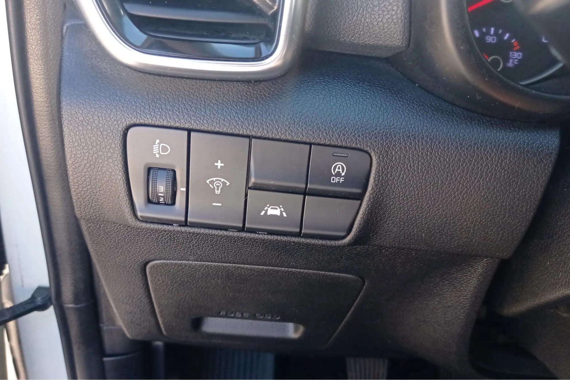 Kia Sportage 1.6 MHEV Drive 4x2 - foto 12