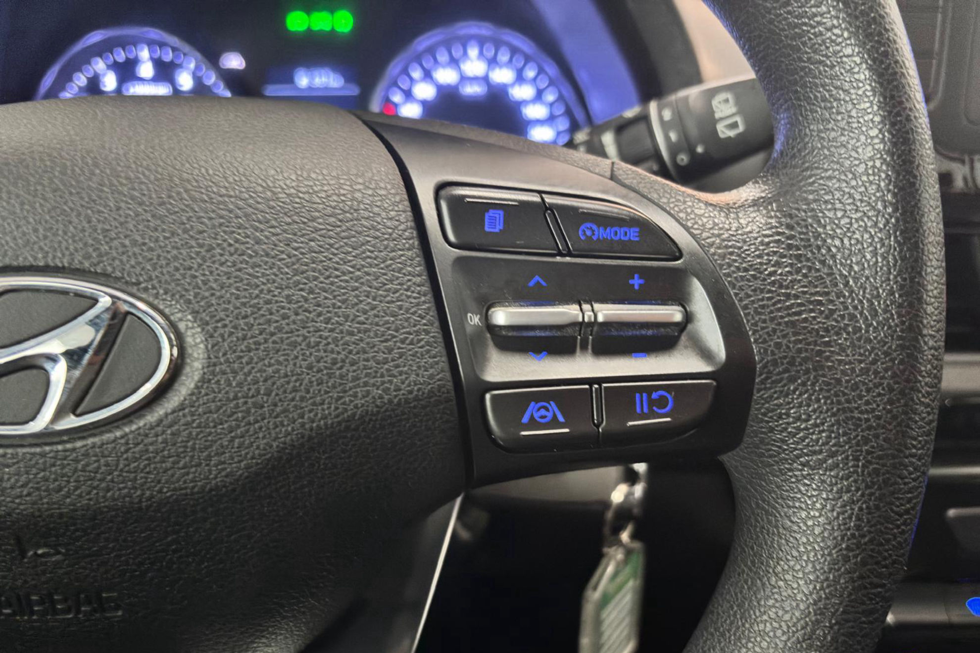 Hyundai i30 1.5 DPI Essence - foto 17