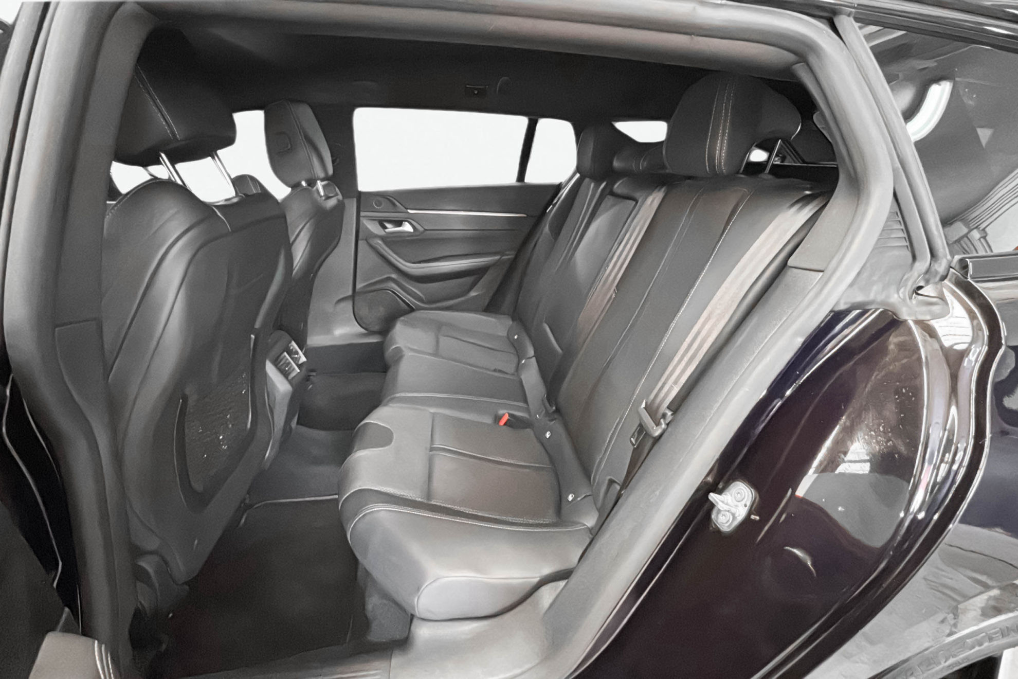 Peugeot 508 GT Pack BlueHDi 130 EAT8 - foto 14