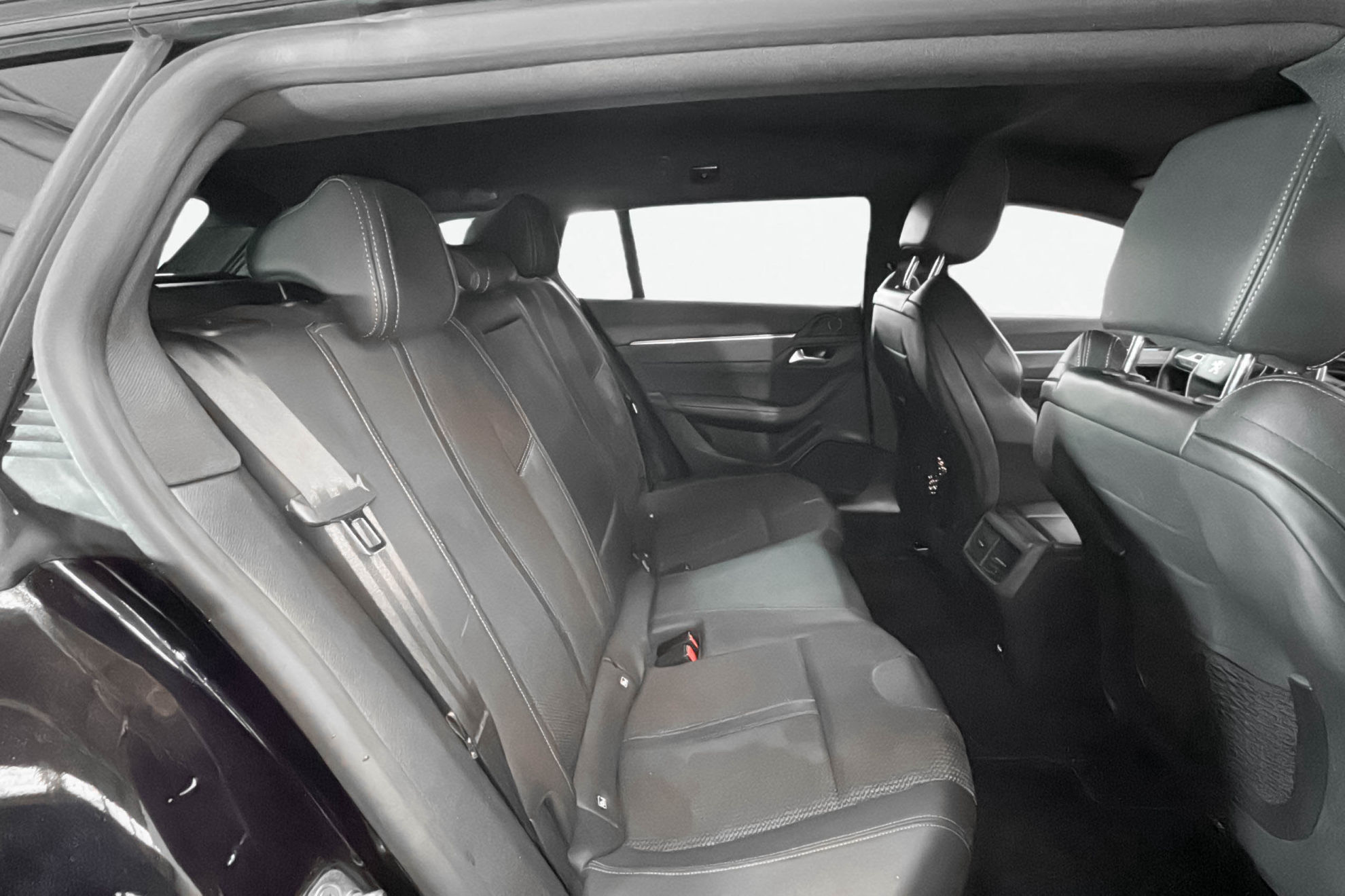 Peugeot 508 GT Pack BlueHDi 130 EAT8 - foto 19