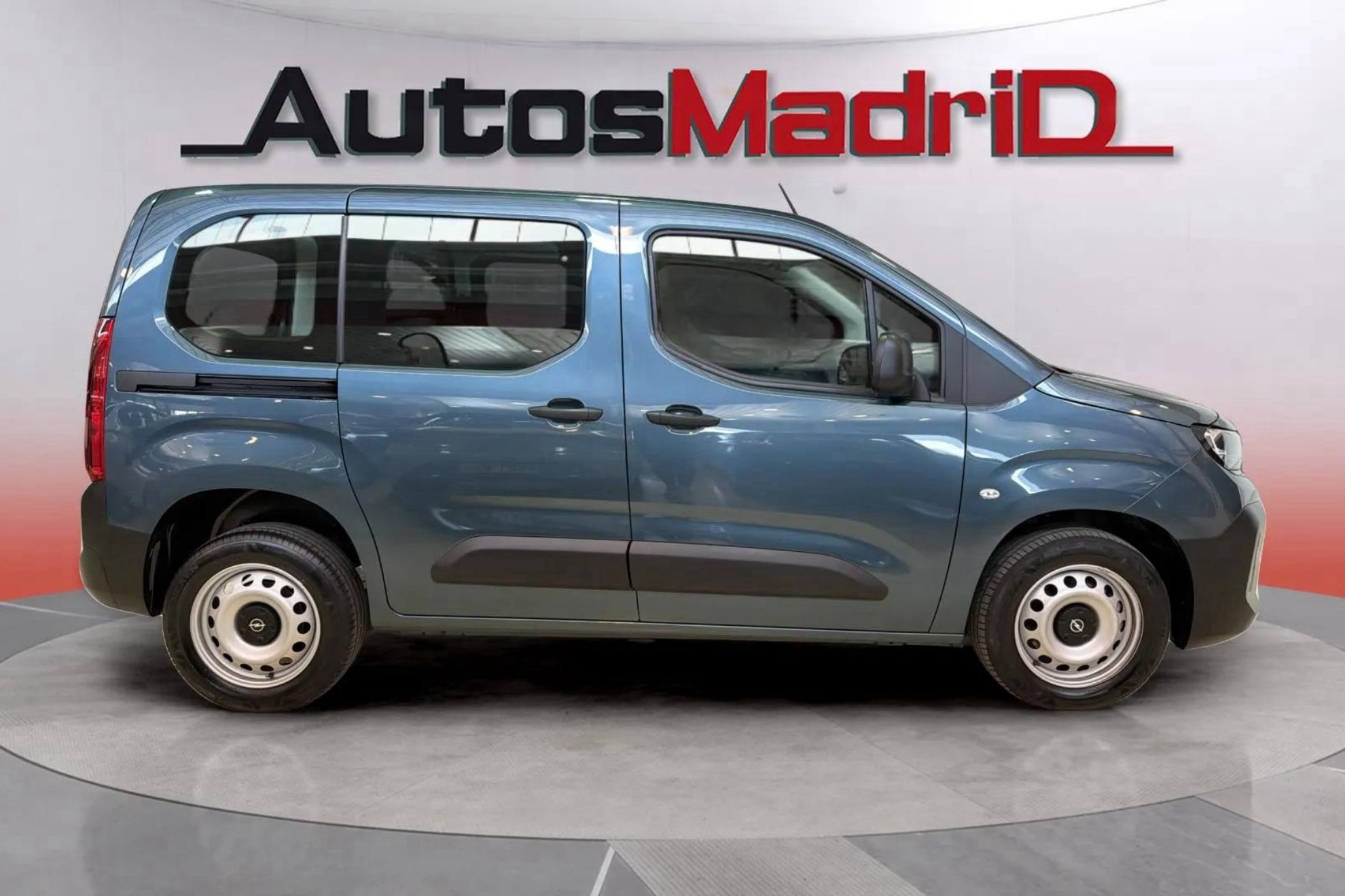Opel Combo 1.5 Td MT6 ?6.4 - foto 9