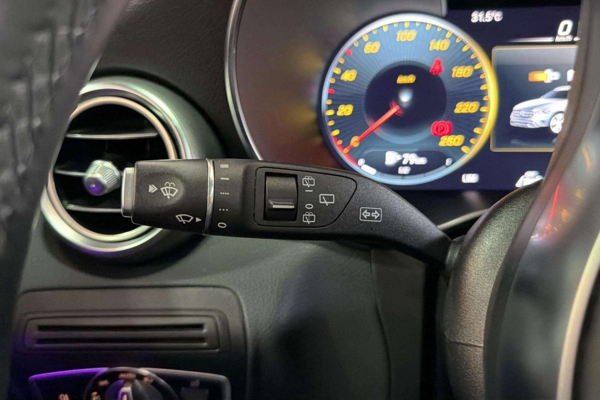 Mercedes-Benz GLC 400d 4MATIC - foto 19