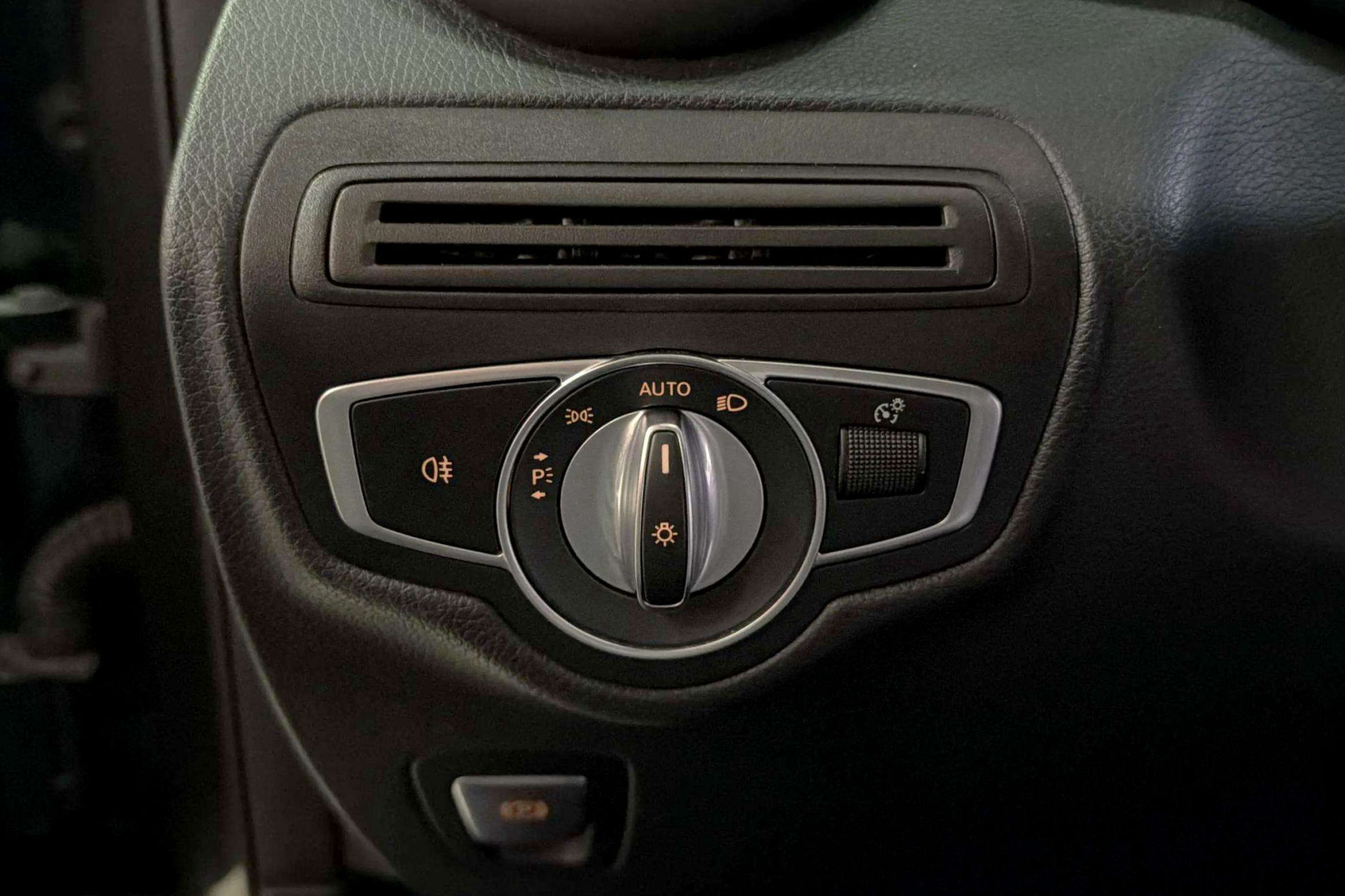 Mercedes-Benz GLC 400d 4MATIC - foto 17