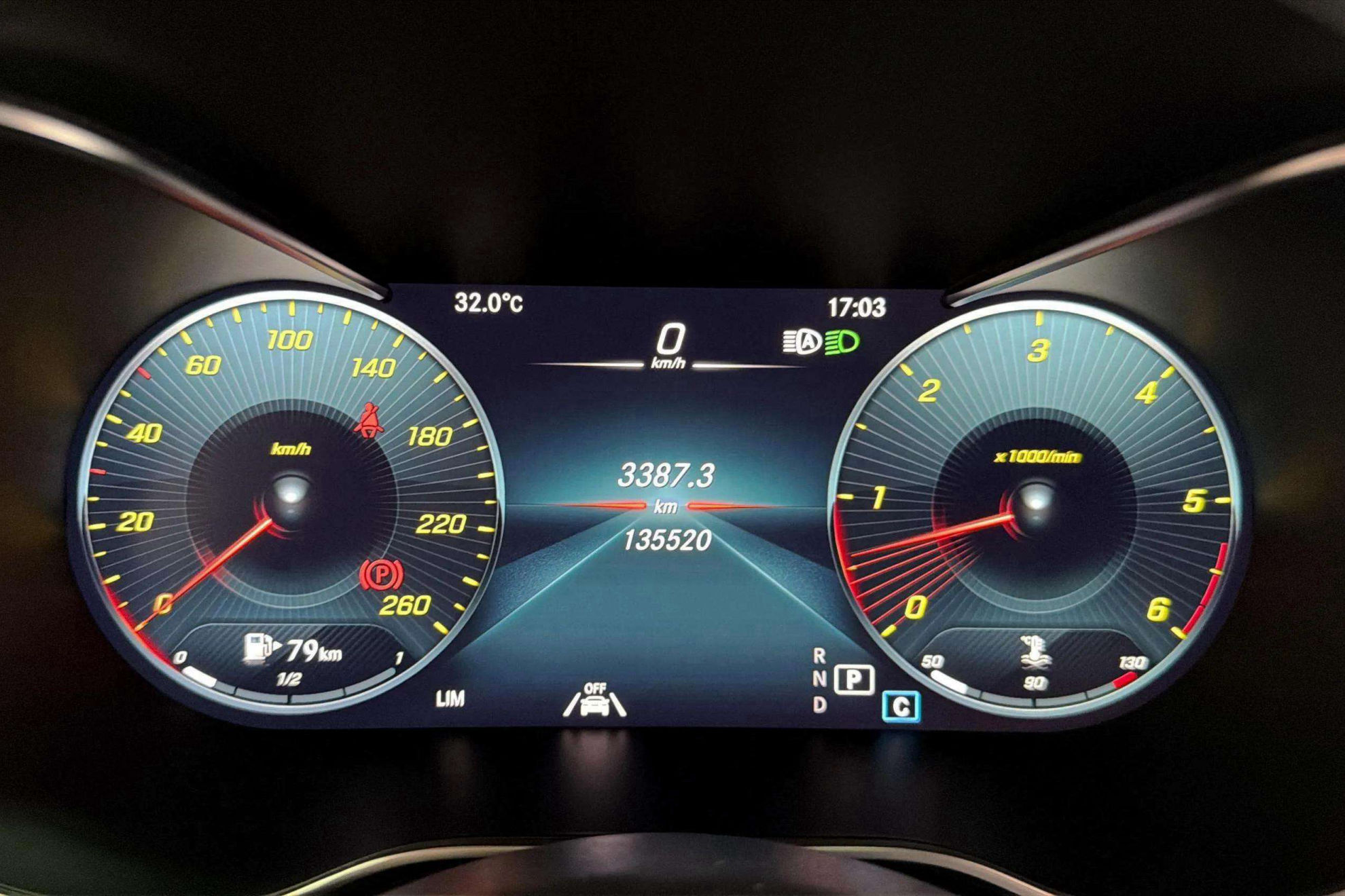 Mercedes-Benz GLC 400d 4MATIC - foto 25