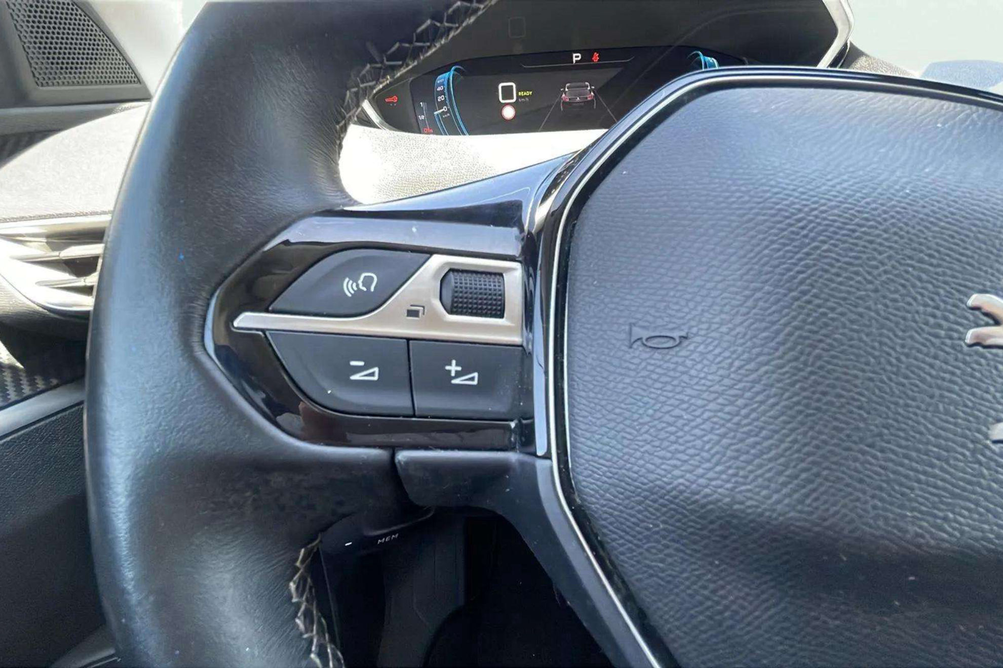 Peugeot 3008 225 e-EAT8 Allure - foto 13