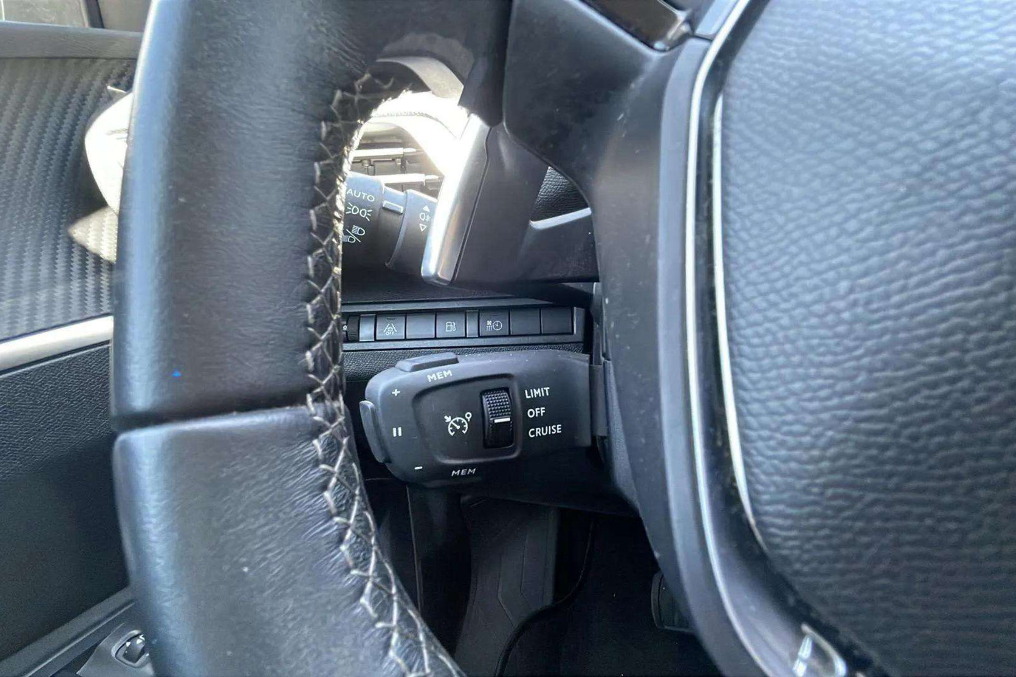 Peugeot 3008 225 e-EAT8 Allure - foto 15